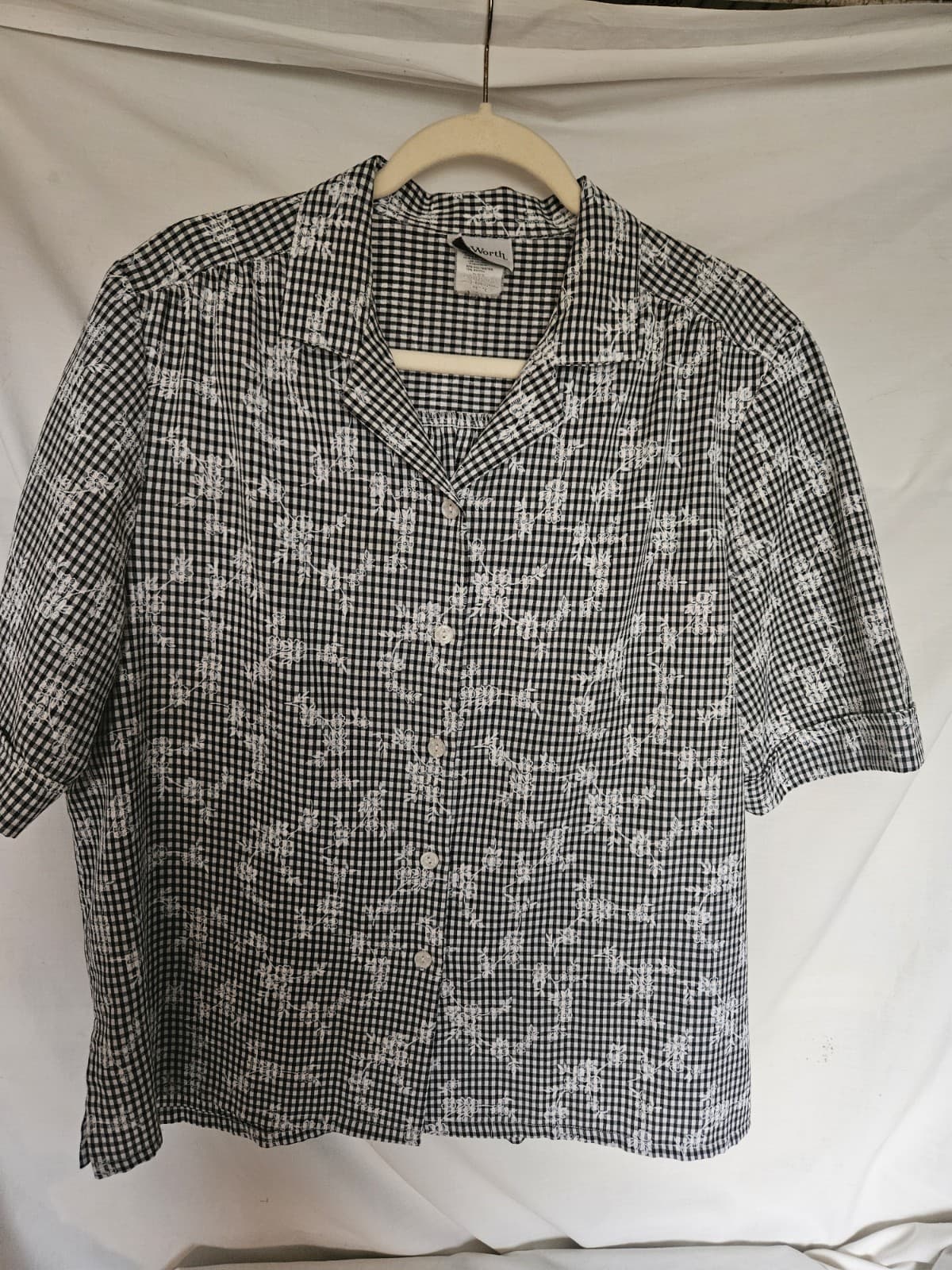 BonWorth PLg Black White Plaid Gingham Flowered Button Up Top Blouse Casual S/s
