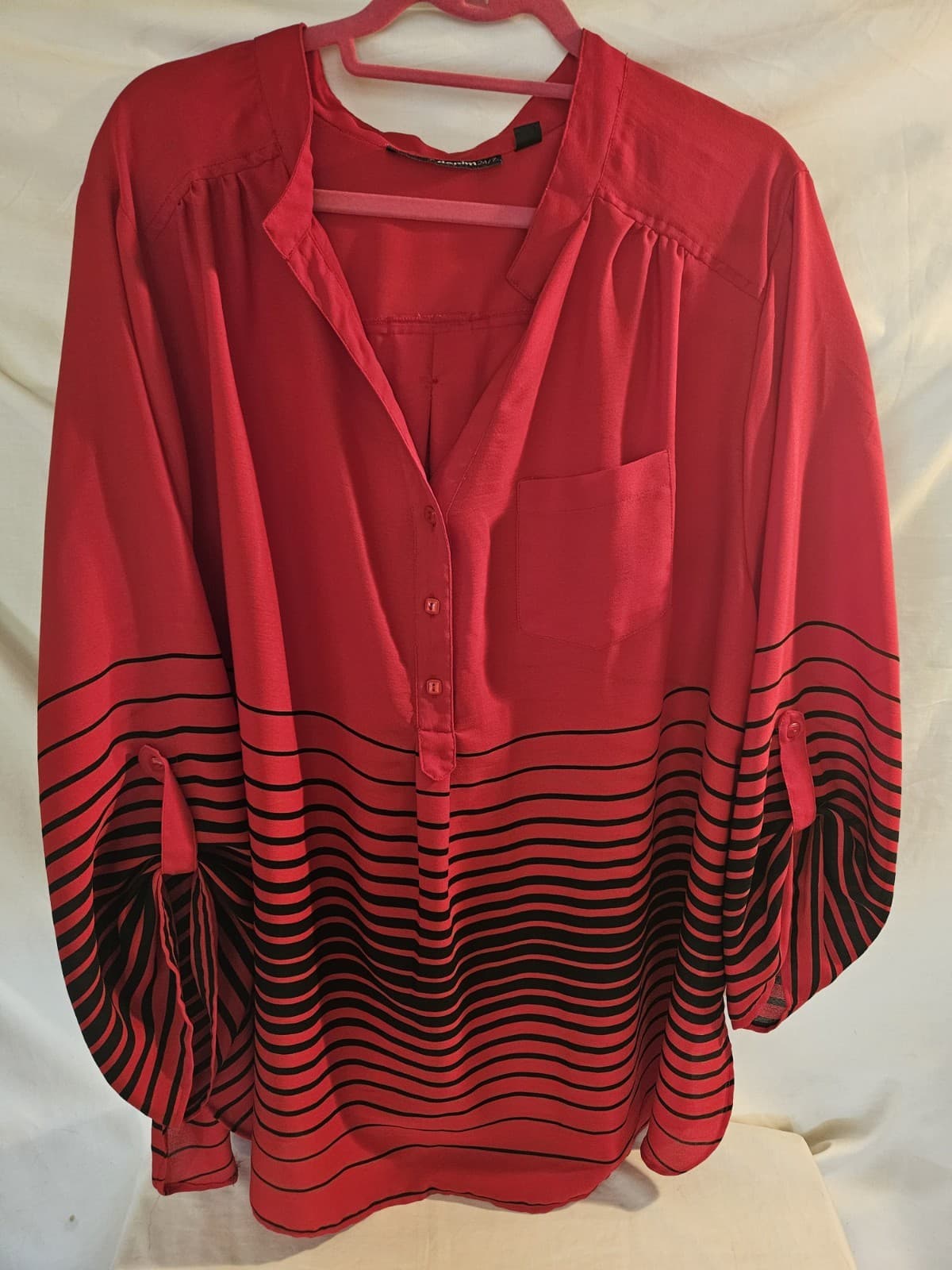 Denim 24/7 women's 28W 3X Red w/Black stripes Tunic Top Blouse Career Business