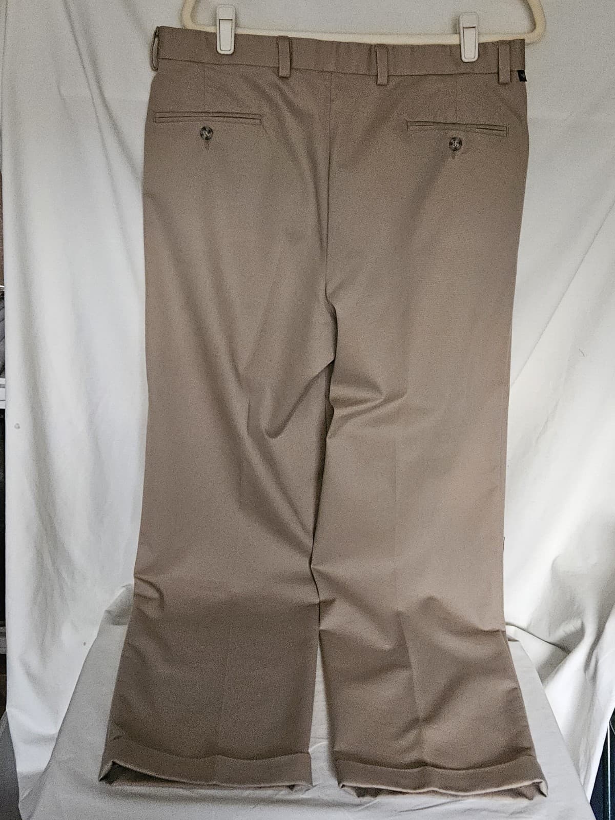 Dockers Stain Defender 36x32 Khaki Classic Fit Business Dress Work Casual Pants - Thumbnail 2