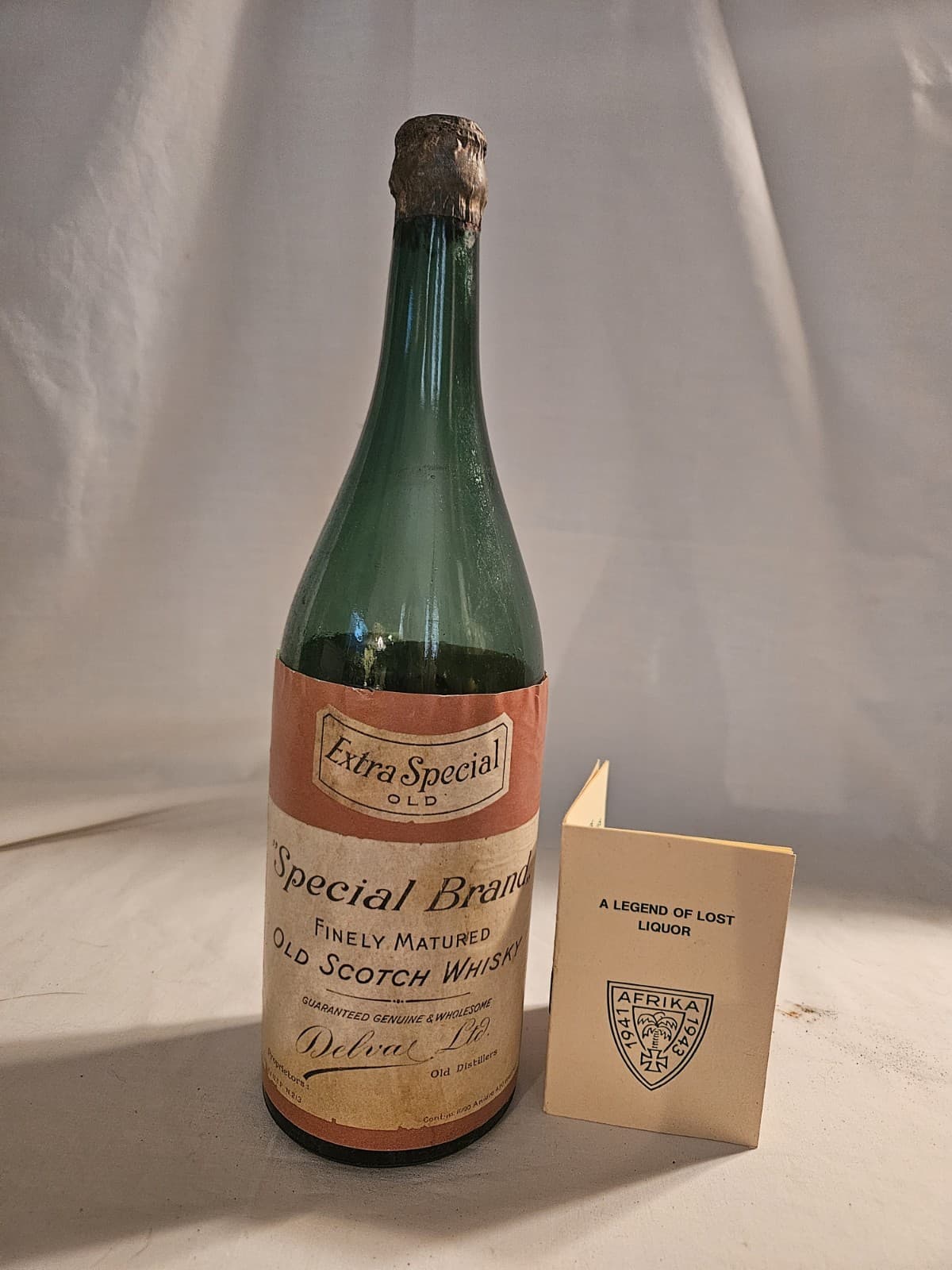 RARE VTg Delva Extra Special Old Brand Finely Matured Old Scotch Whisky Bottle