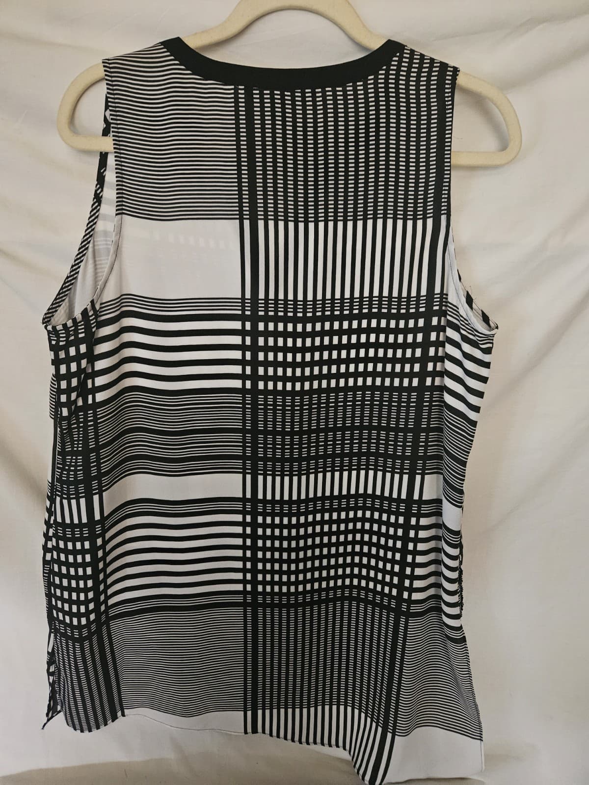 Zac & Rachel Large Black & White Abstract Striped Tank Blouse Sleeveless - Thumbnail 2