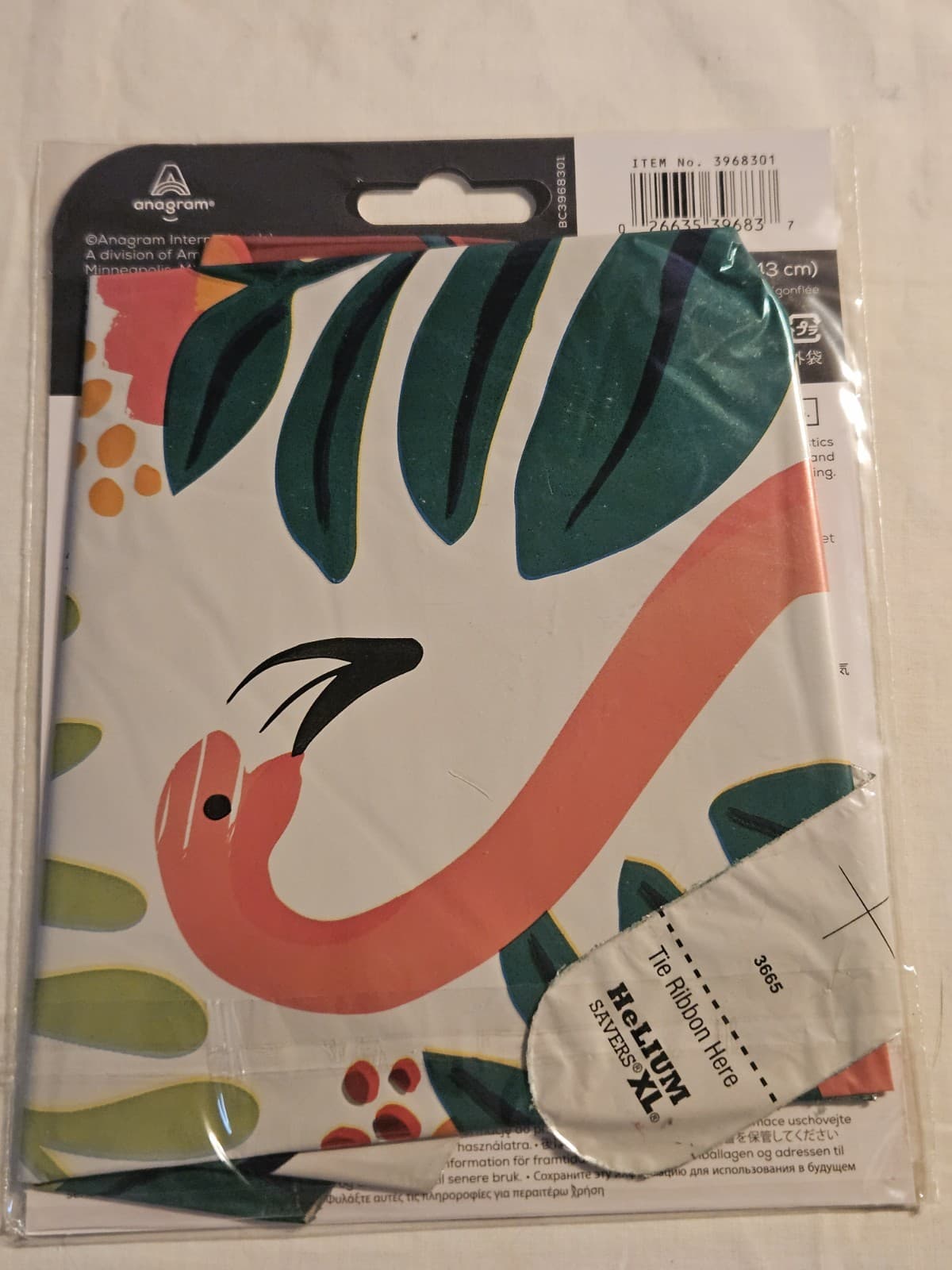 NEW Anagram 17" Round Microfoil Mylar Tropical Flamingo Flowered Balloon - Thumbnail 2