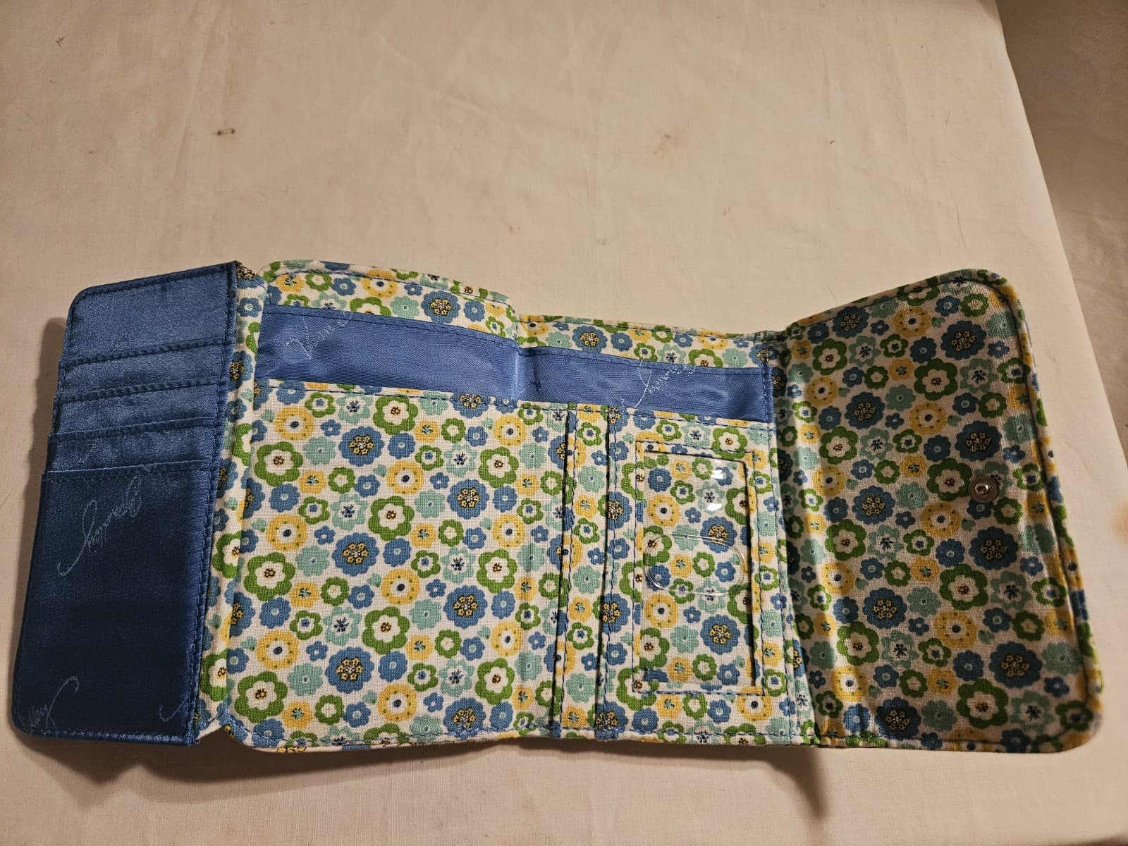 EUC Vera Bradley "English Meadow" Yellow & Blue Floral Trifold Quilted Wallet - Thumbnail 3