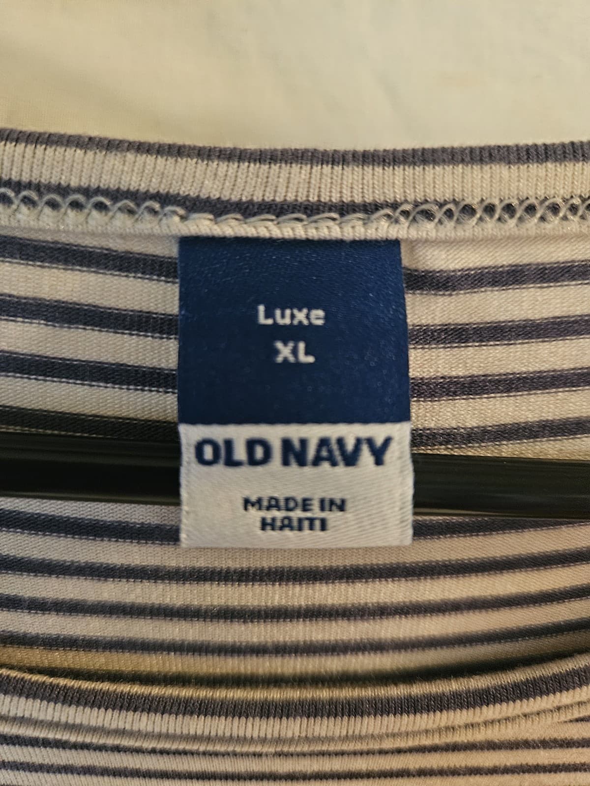 Old Navy Luxe XL Blue & Gray Striped stretch T-shirt Top Pullover S/s real soft - Thumbnail 4
