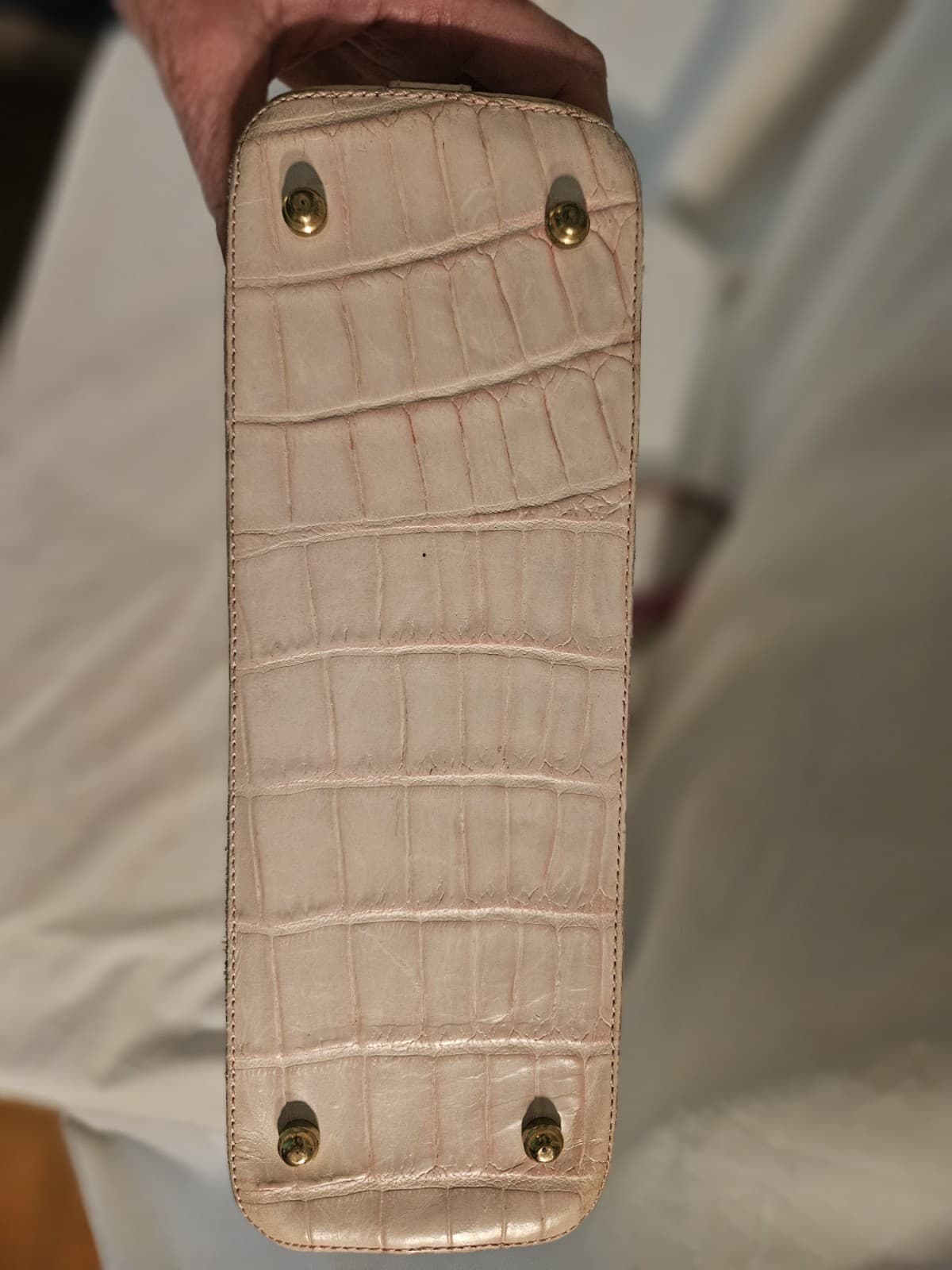 Brahmin Cream with Pink hues Leather Bucket style Hobo Shoulder Bag Purse GUC - Thumbnail 9
