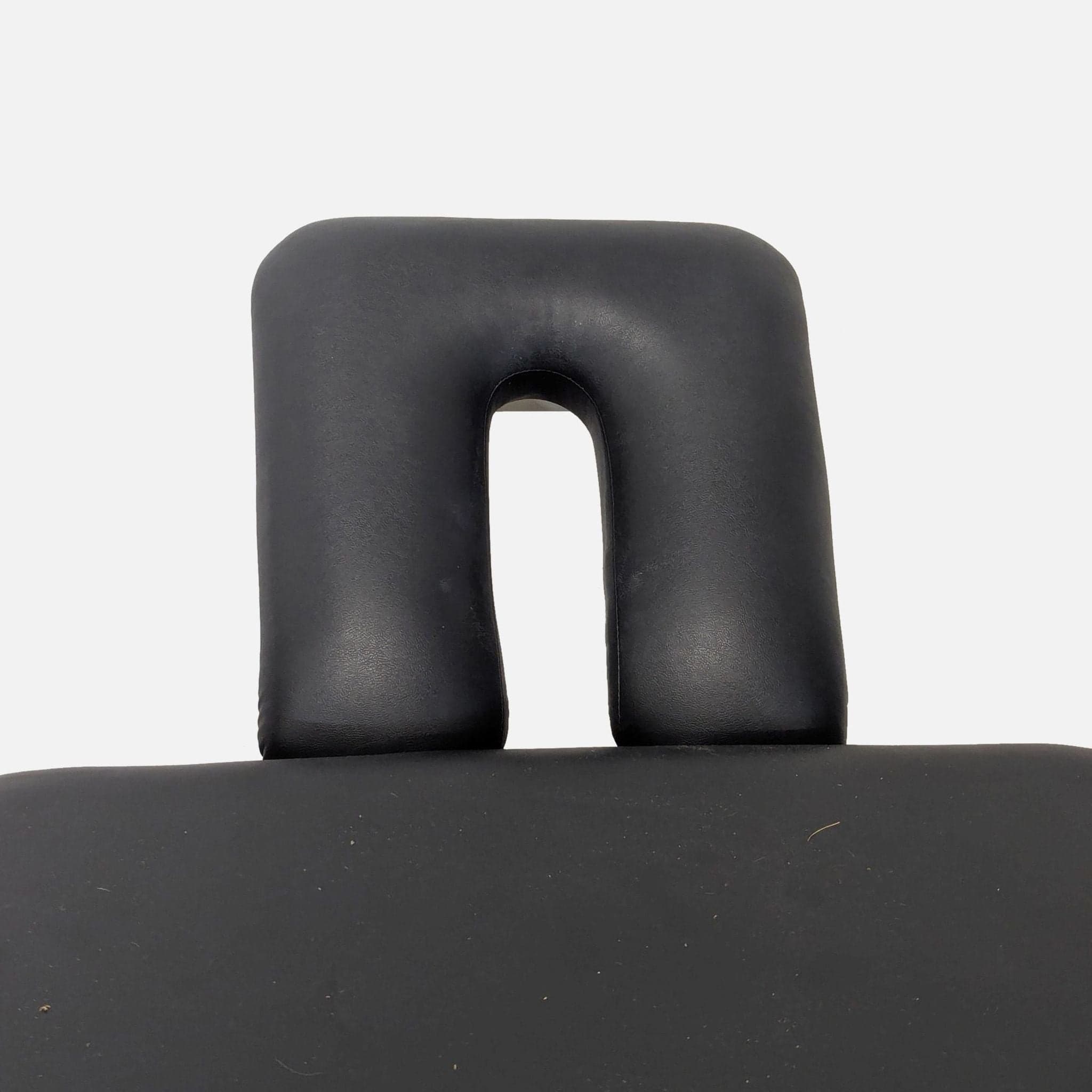 MedSurface Electric Adjustable Therapy Exam Table - Black Upholstery - Thumbnail 8