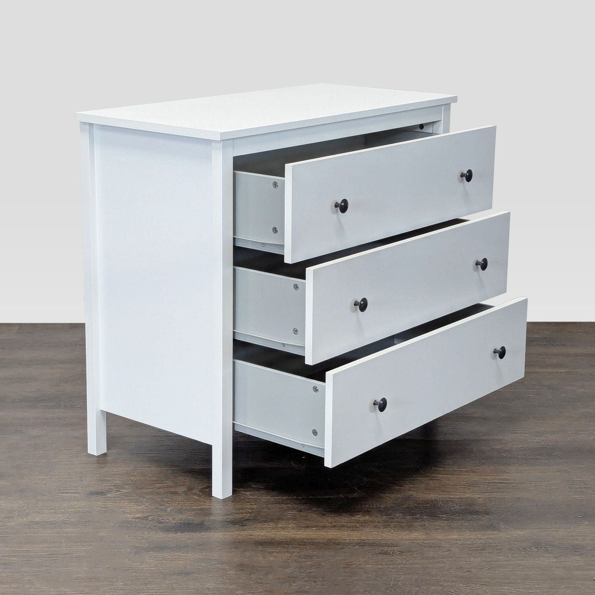 White 3-Drawer Dresser with Black Knobs - Thumbnail 2
