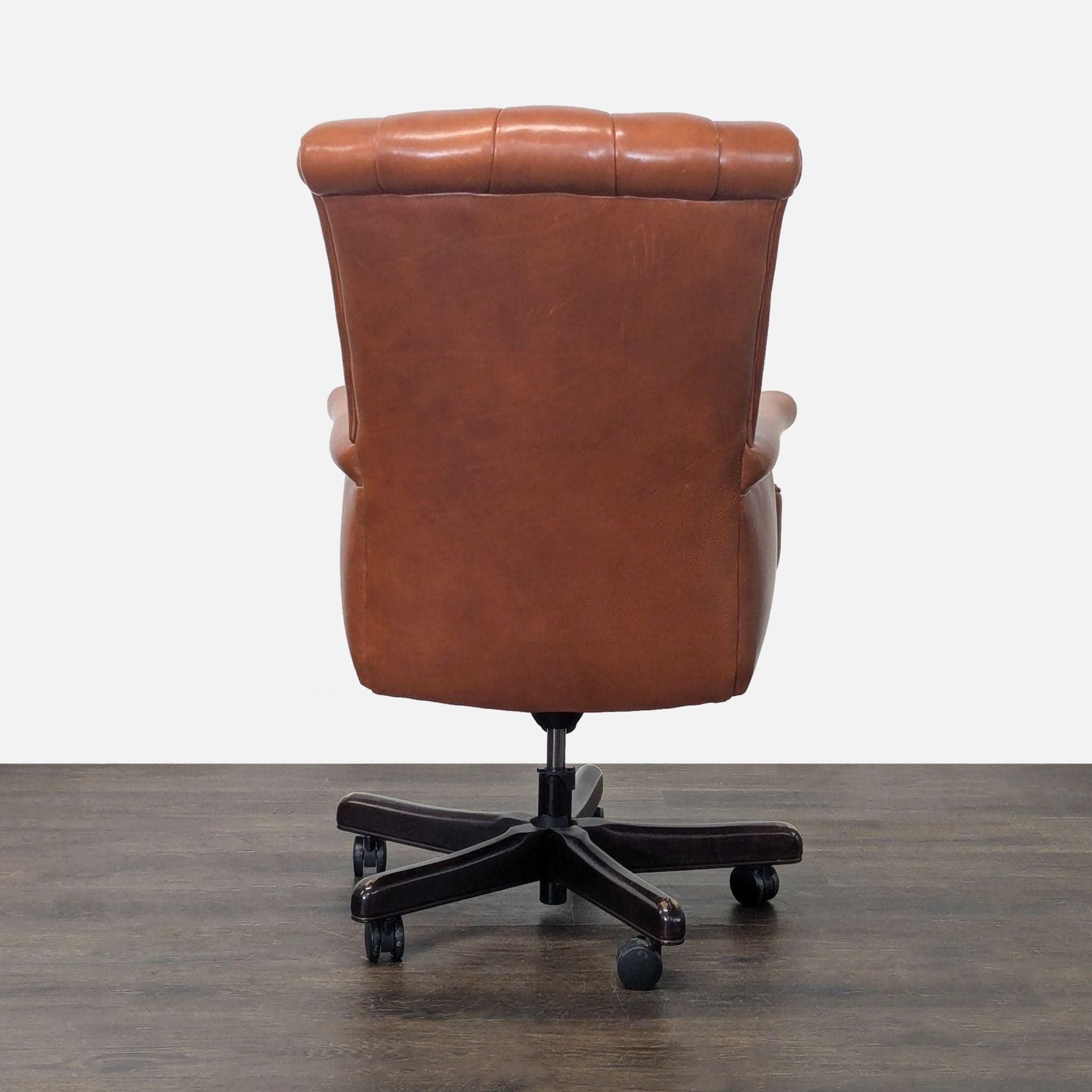 Hancock & Moore Bradford Leather Channel Back Swivel-Tilt Executive Chair - Thumbnail 8
