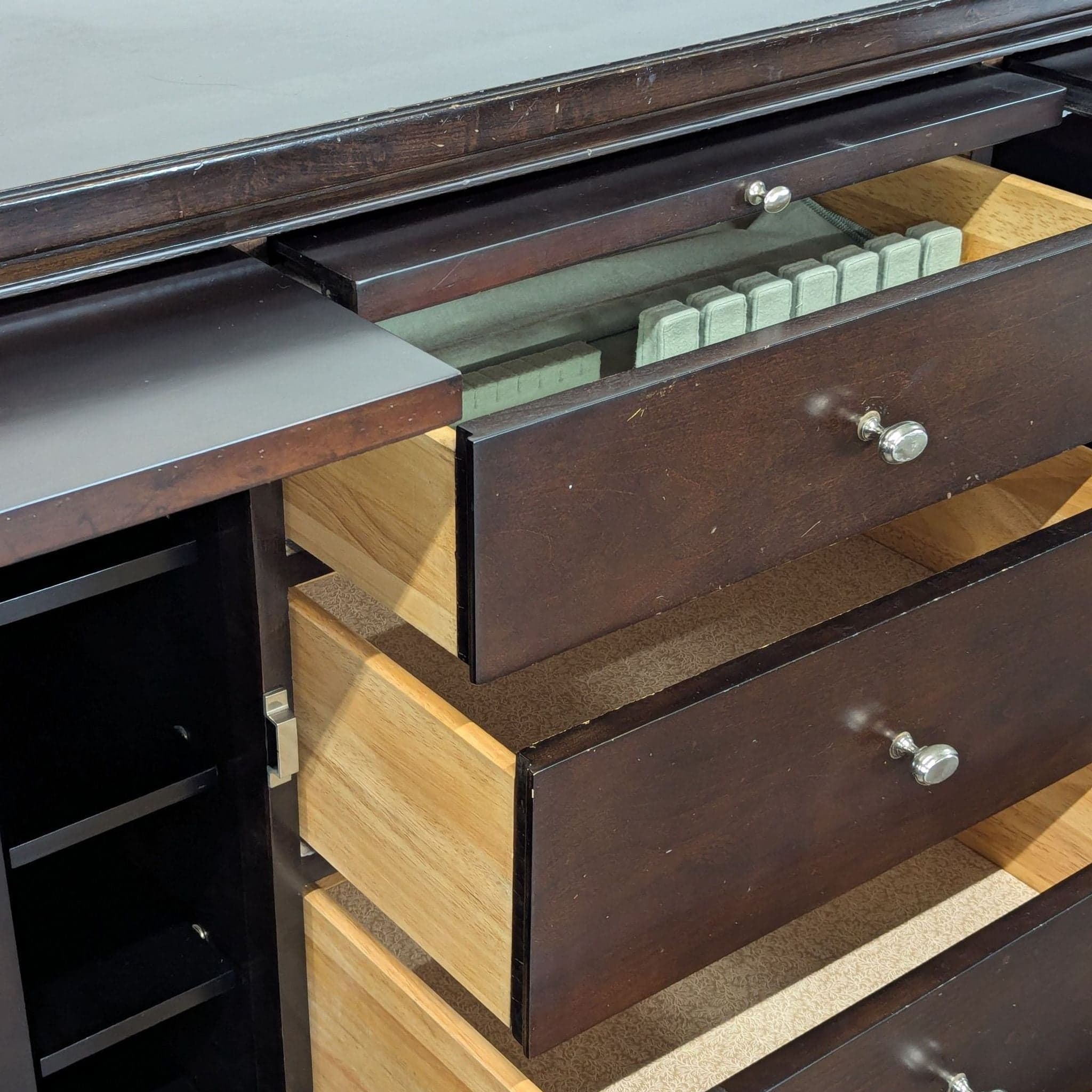 Bernhardt Martha Stewart Signature Collection Buffet - Thumbnail 7
