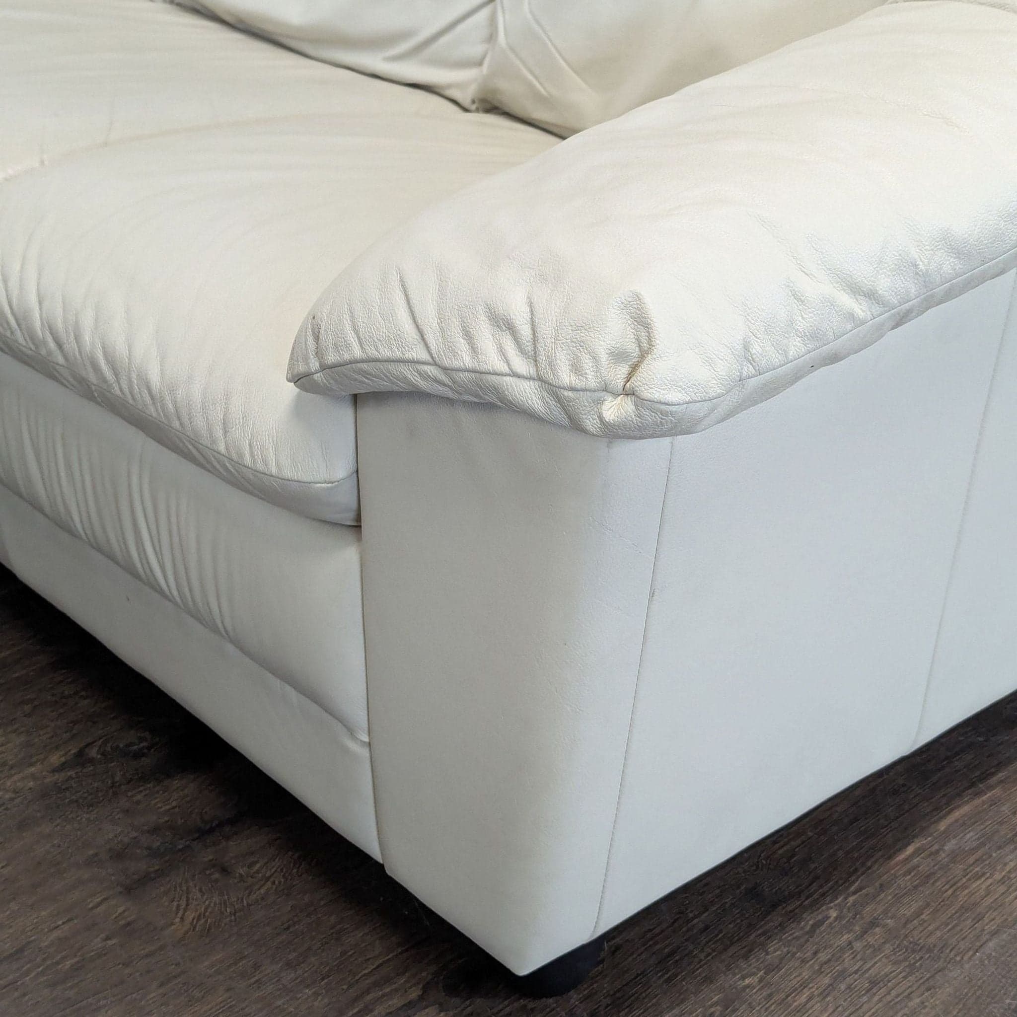 Italian Made 3-Seat Cream Leather Sofa - Thumbnail 6