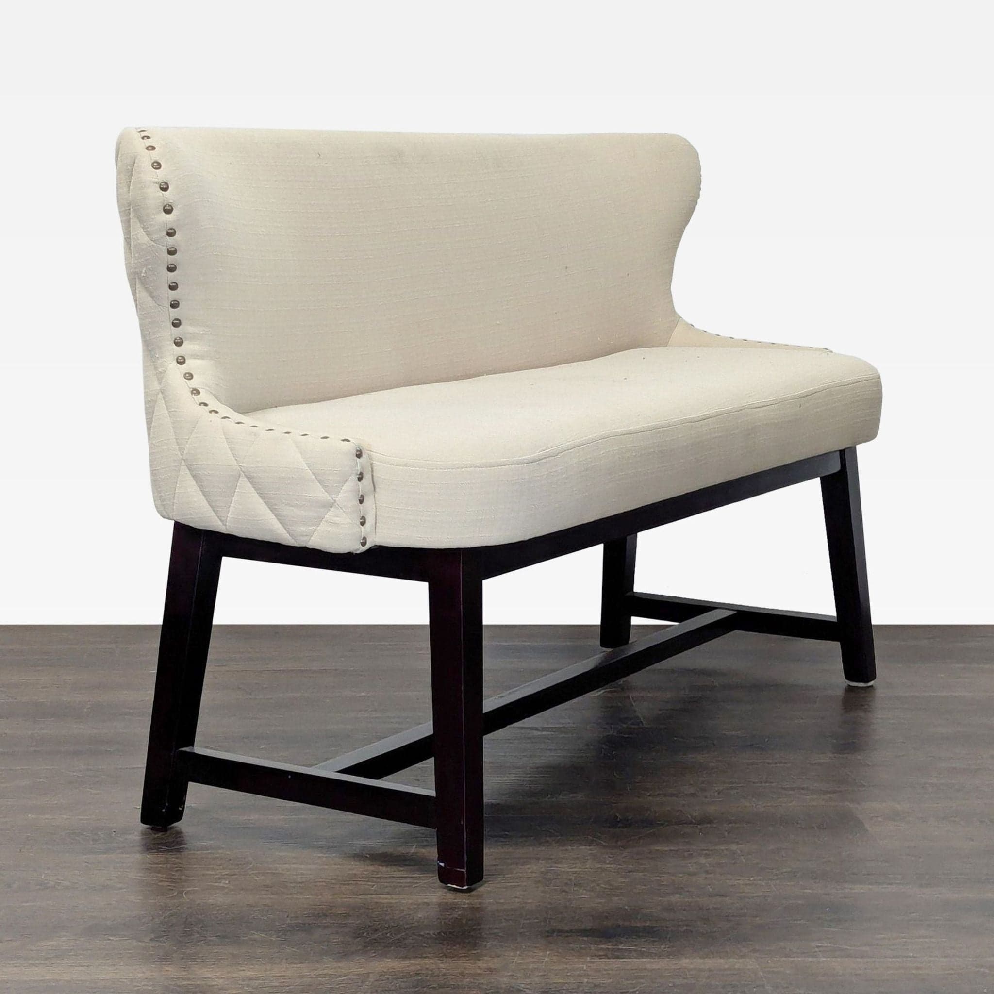 Upholstered Bench with Quilting - Thumbnail 8