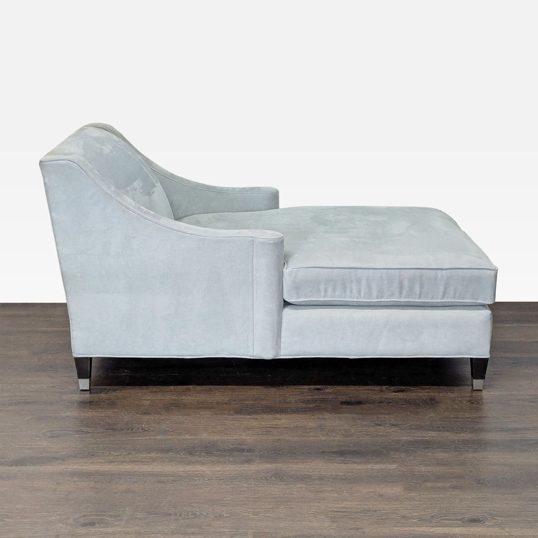 Light Blue Velvet Chaise Lounge Chair with Modern Design - Thumbnail 3