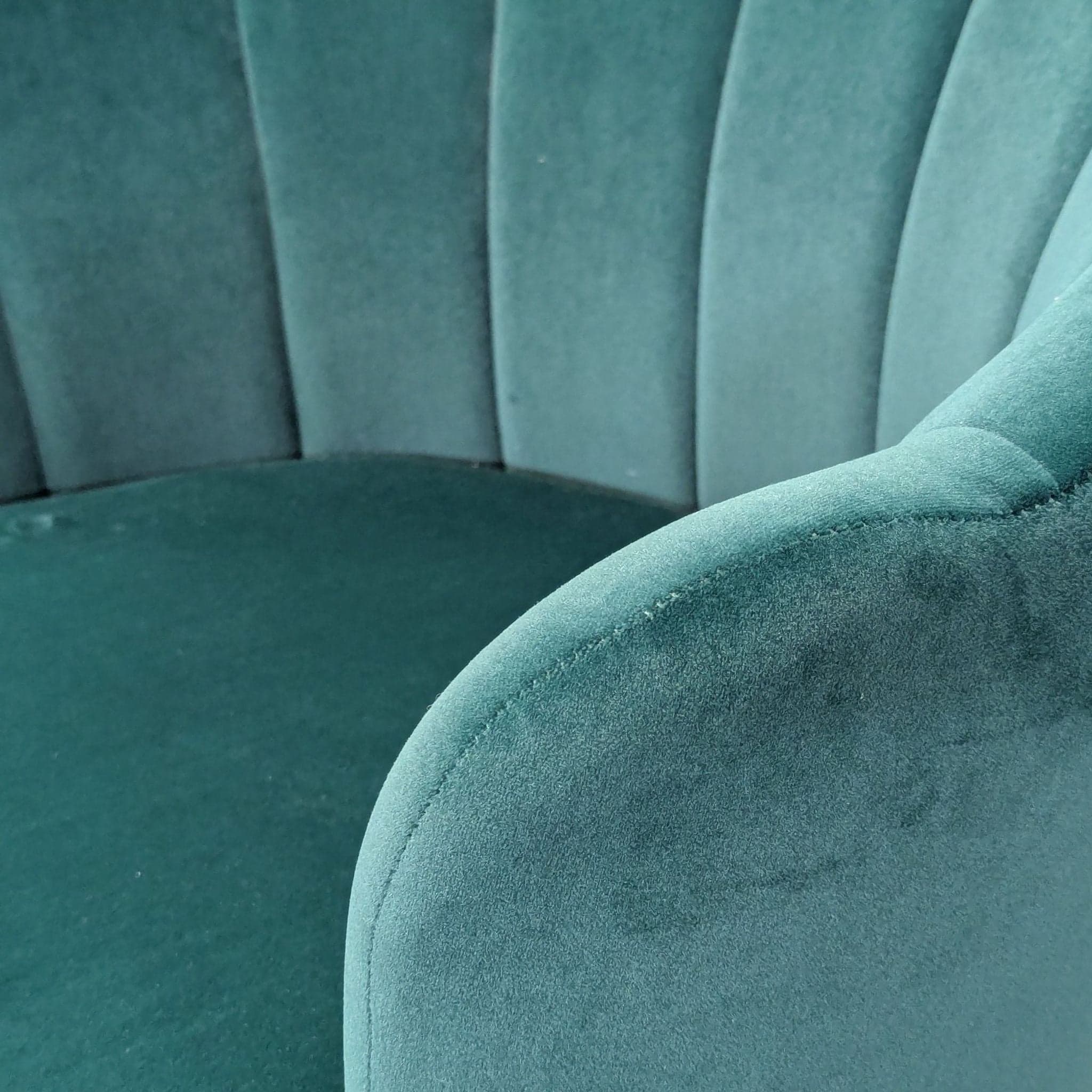 Hulala Home Green Velvet Shell Accent Lounge Chair with Gold Legs - Thumbnail 4