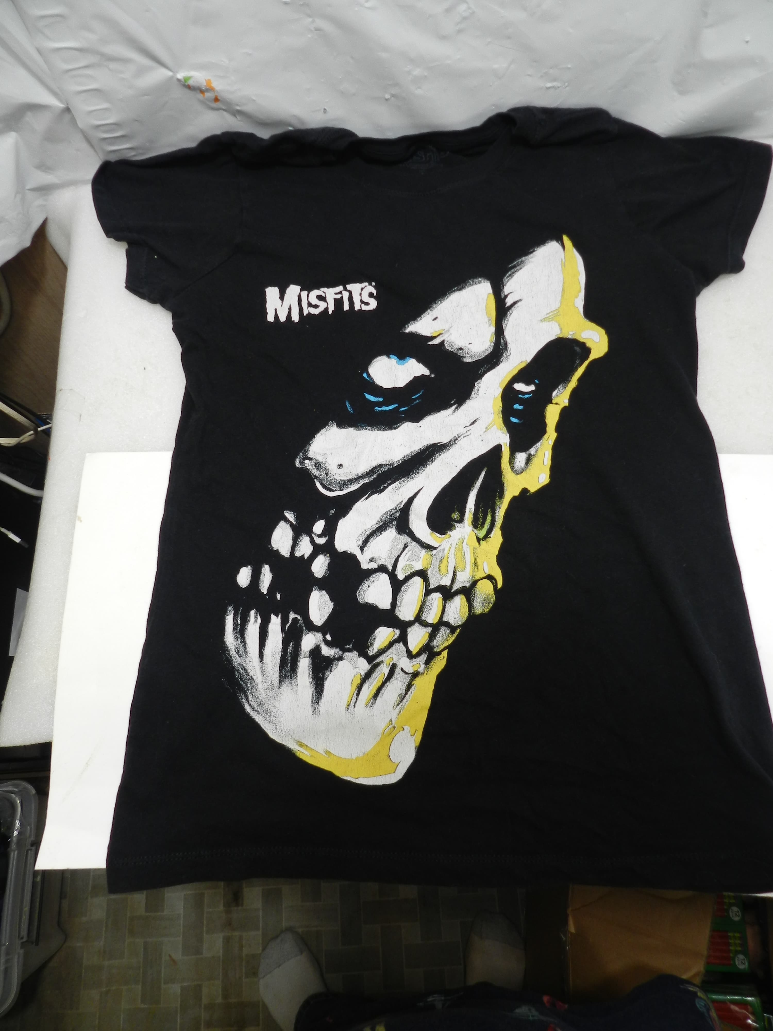 Misfits Black Graphic Skull T-Shirt Womens Small 2018  (P98K) - Thumbnail 2