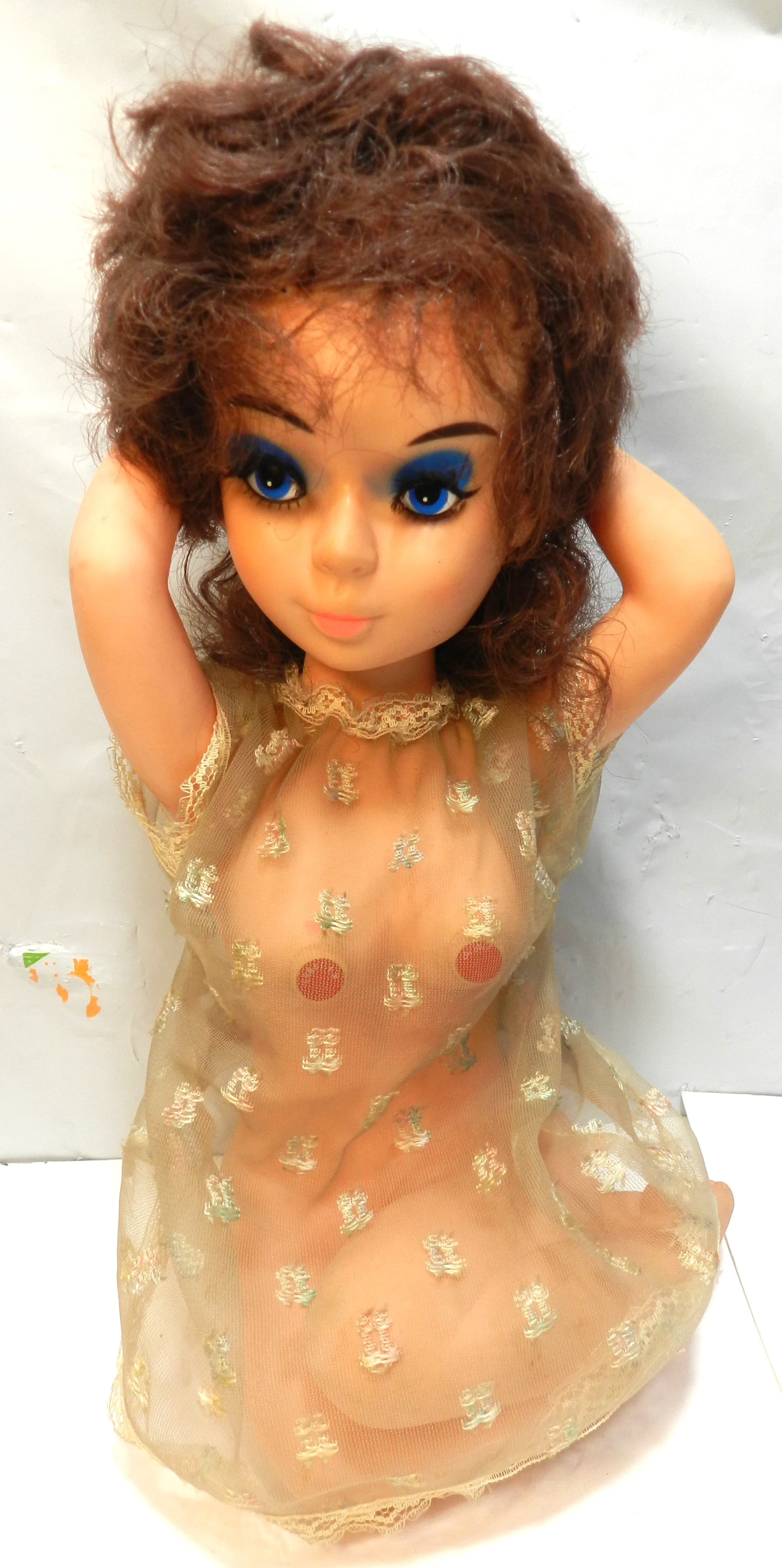 Vintage 50s 60s Nude Sexy Pin Up Girl Vinyl Doll AM Radio (Q1K)