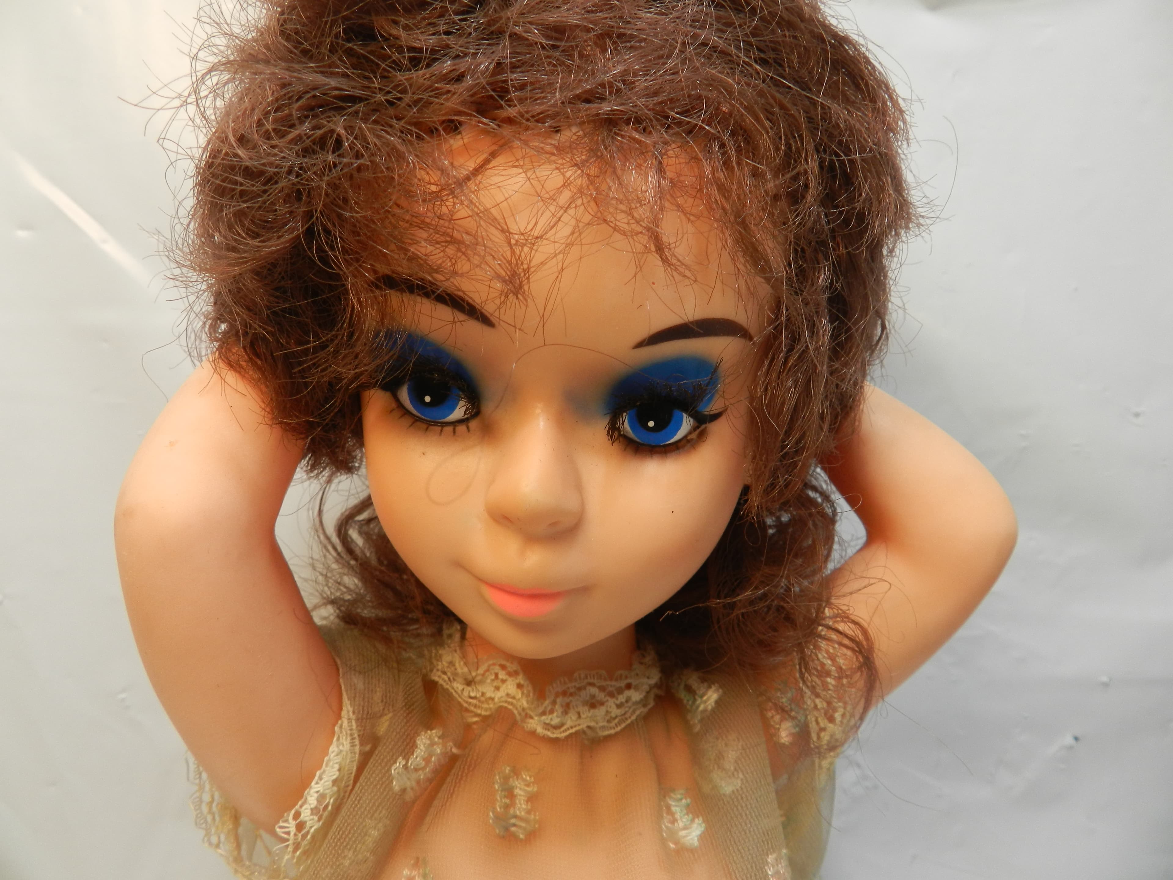 Vintage 50s 60s Nude Sexy Pin Up Girl Vinyl Doll AM Radio (Q1K) - Thumbnail 2