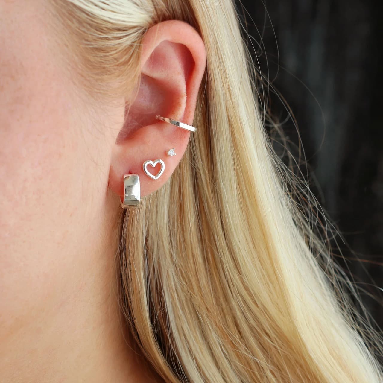 Studs - Heart Outline - Gold - Thumbnail 3