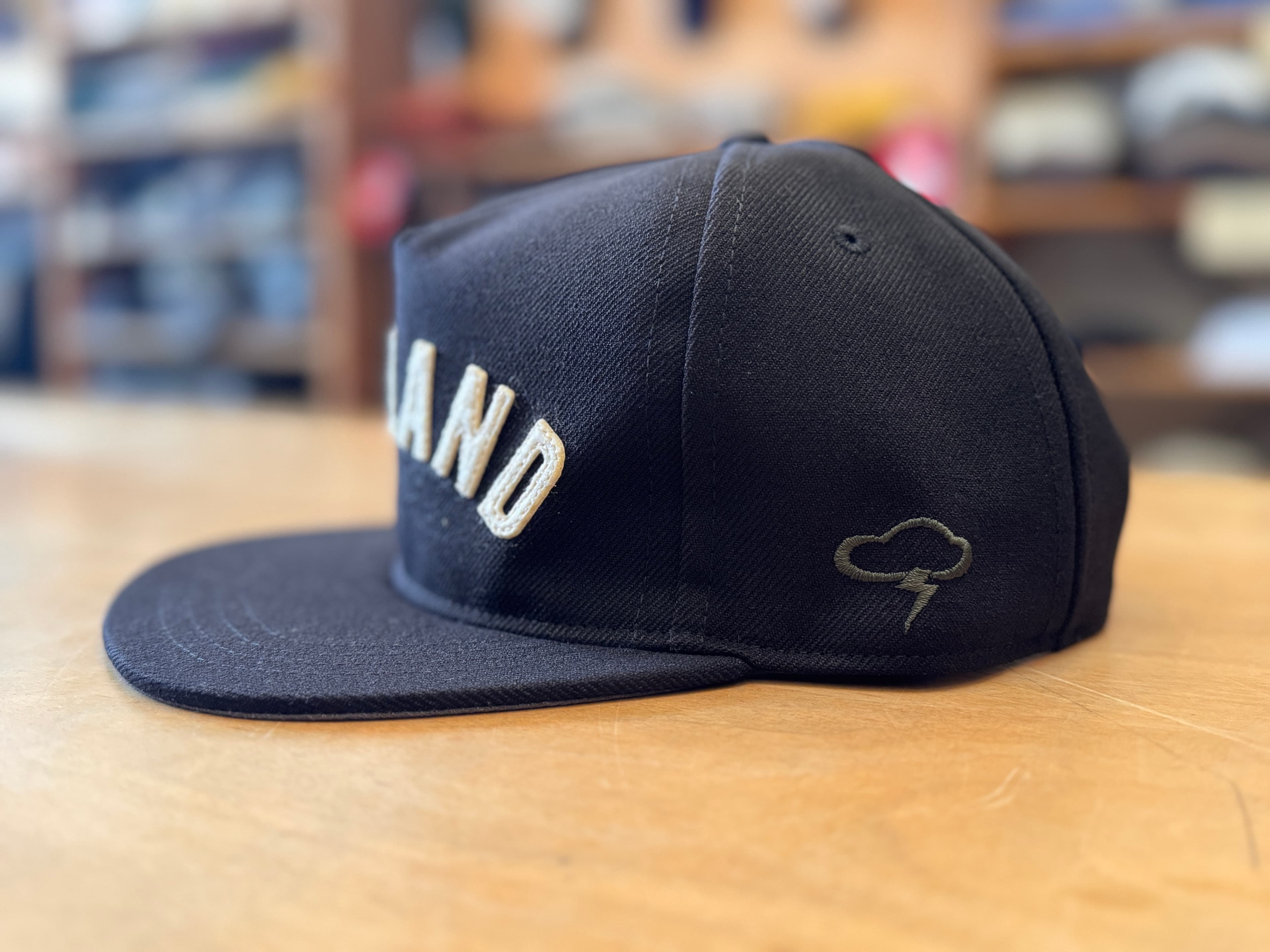 Oakland Hat V 3.0 - Regular - Thumbnail 2