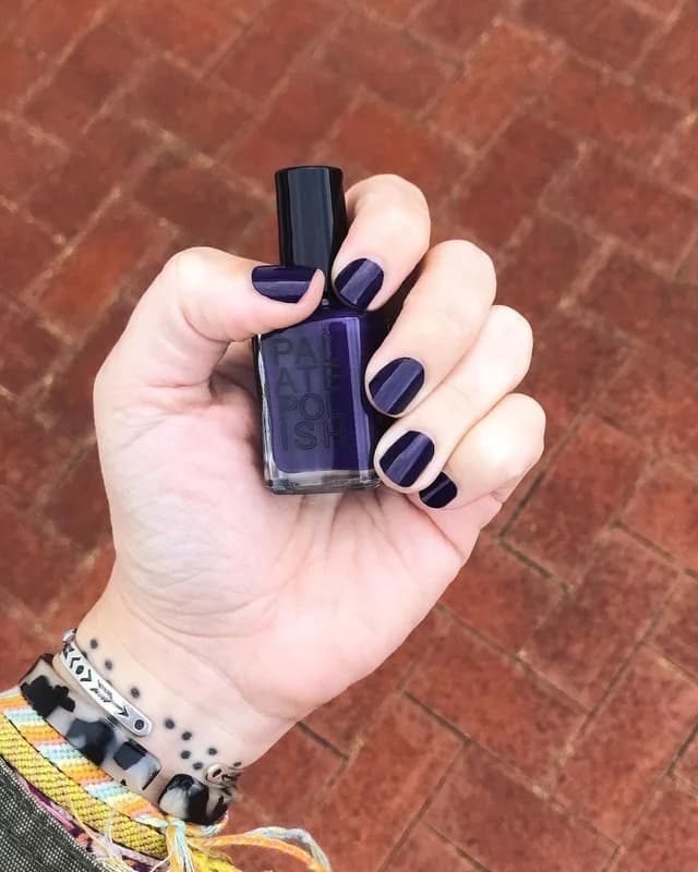 eggplant nail polish - Default - Thumbnail 3