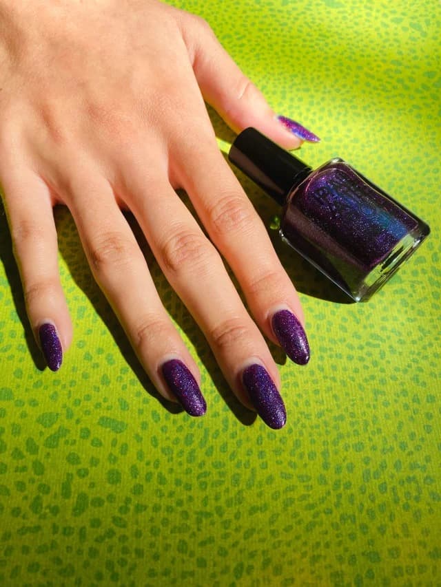 creme de violette nail polish - Default - Thumbnail 2