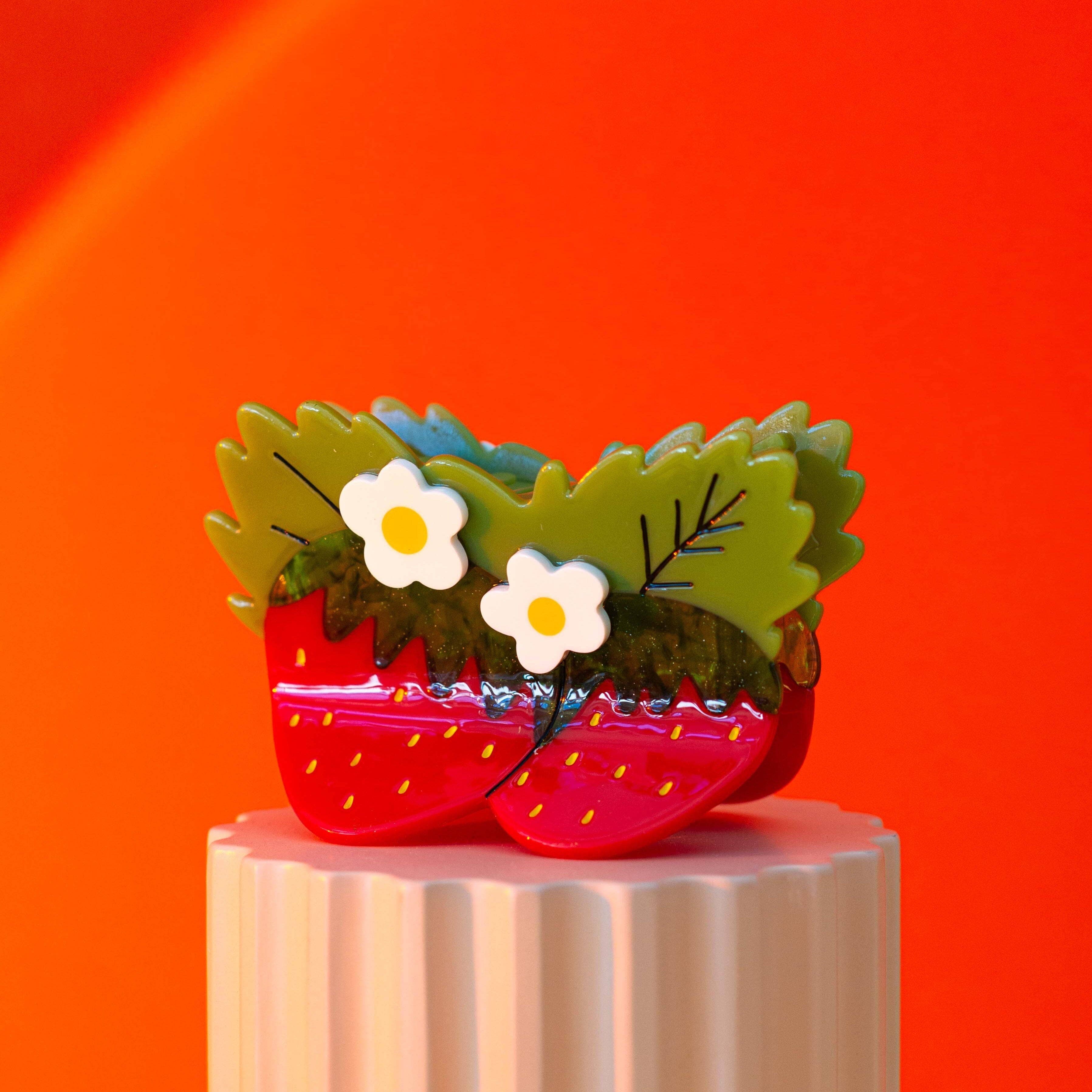 strawberries & flowers hair claw clip - Default - Thumbnail 5