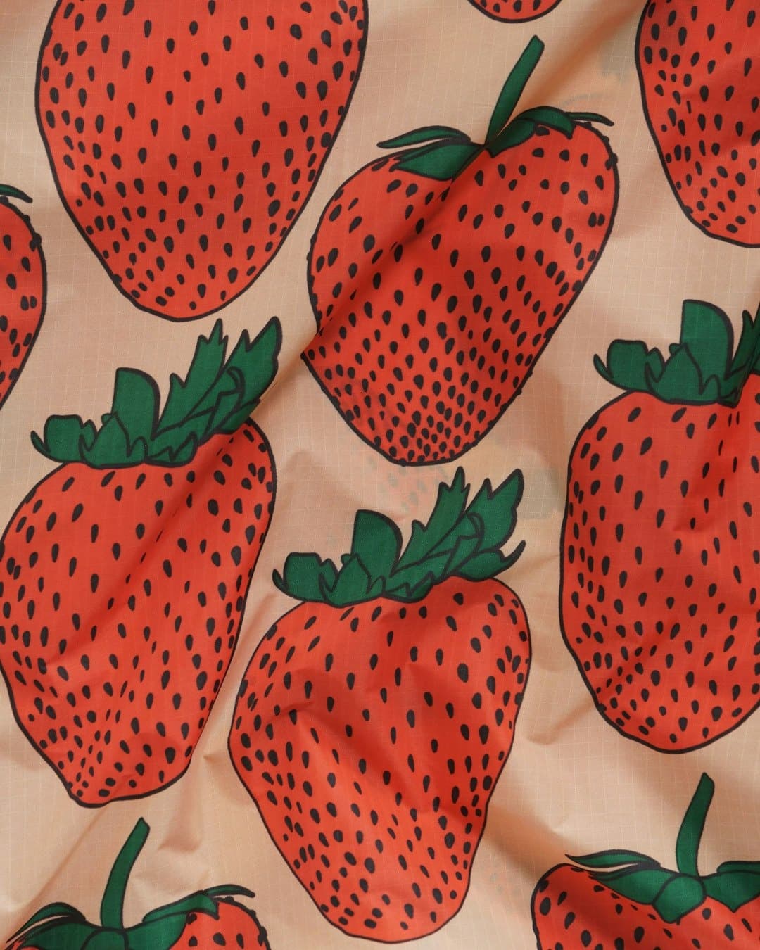 big strawberry baggu - Default - Thumbnail 3