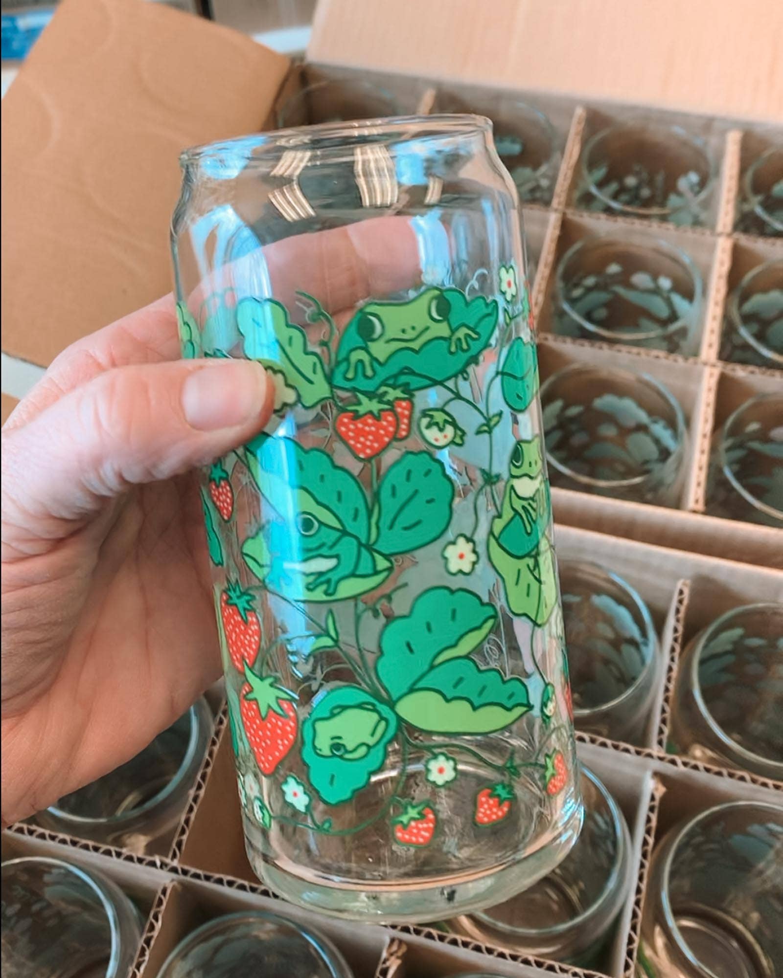 strawberry frog can glass - 20 oz. - Thumbnail 7