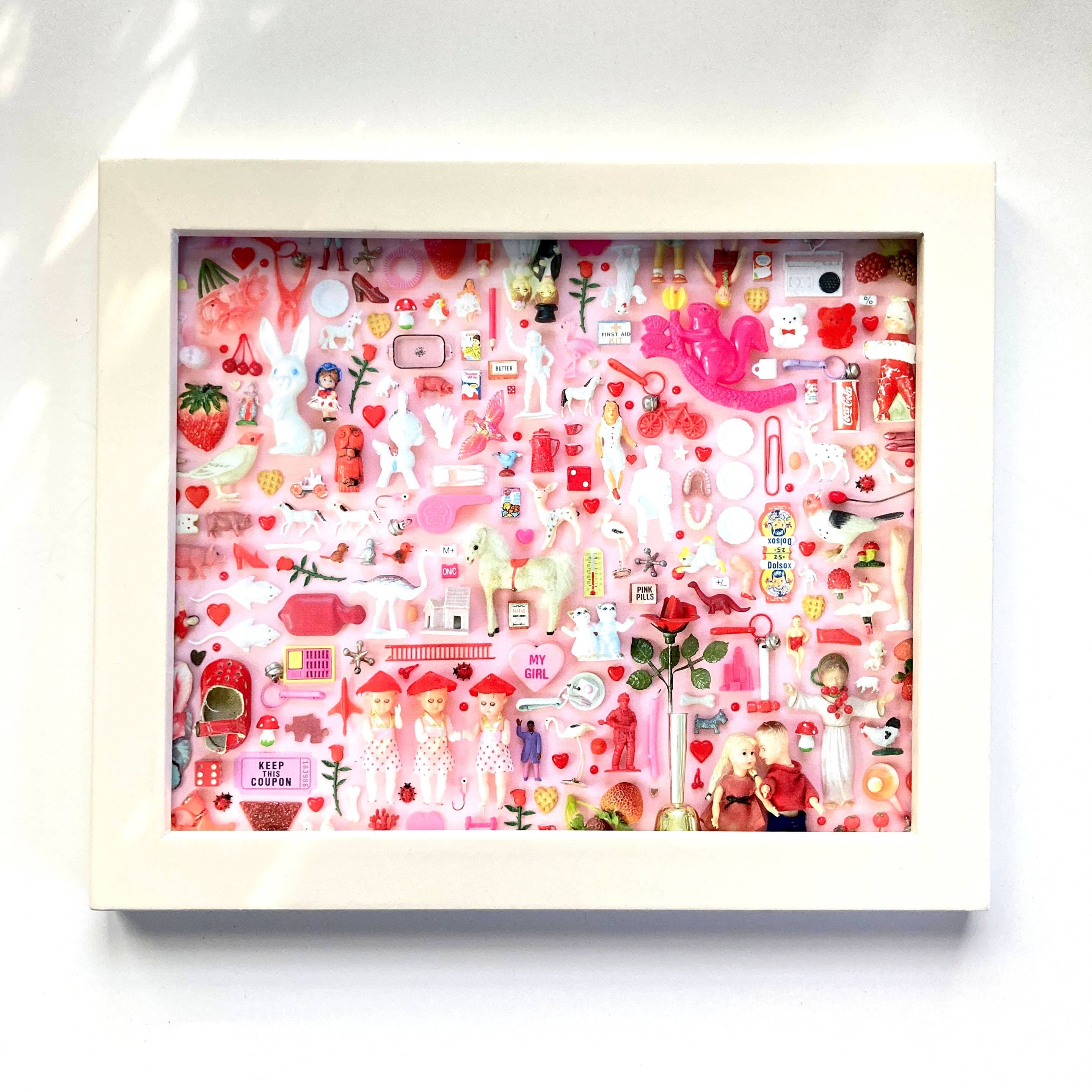 i spy tiny things love print (8x10) (8x10 pink frame) - Default - Thumbnail 3