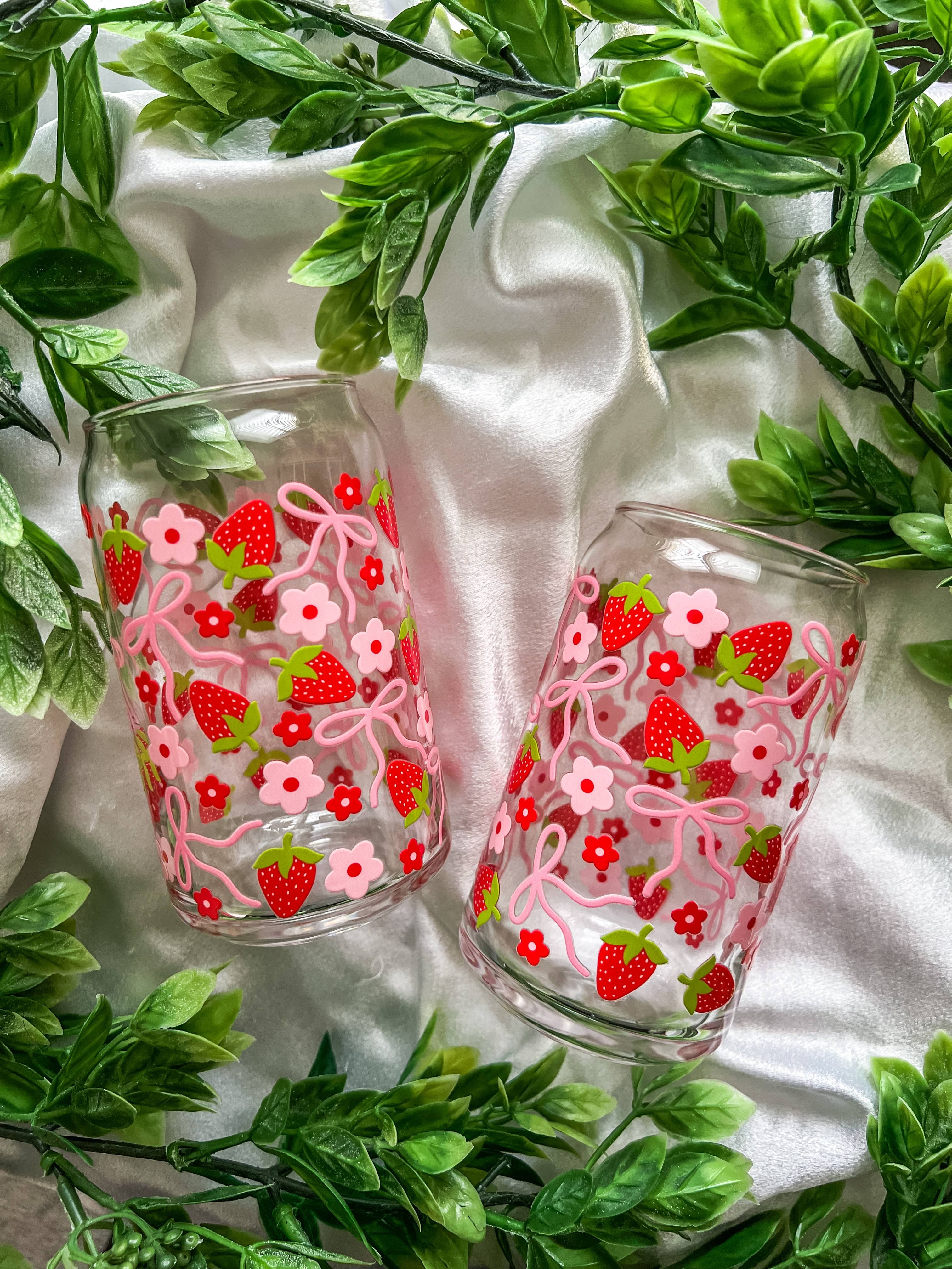 strawberry coquette glass cup - Default - Thumbnail 3