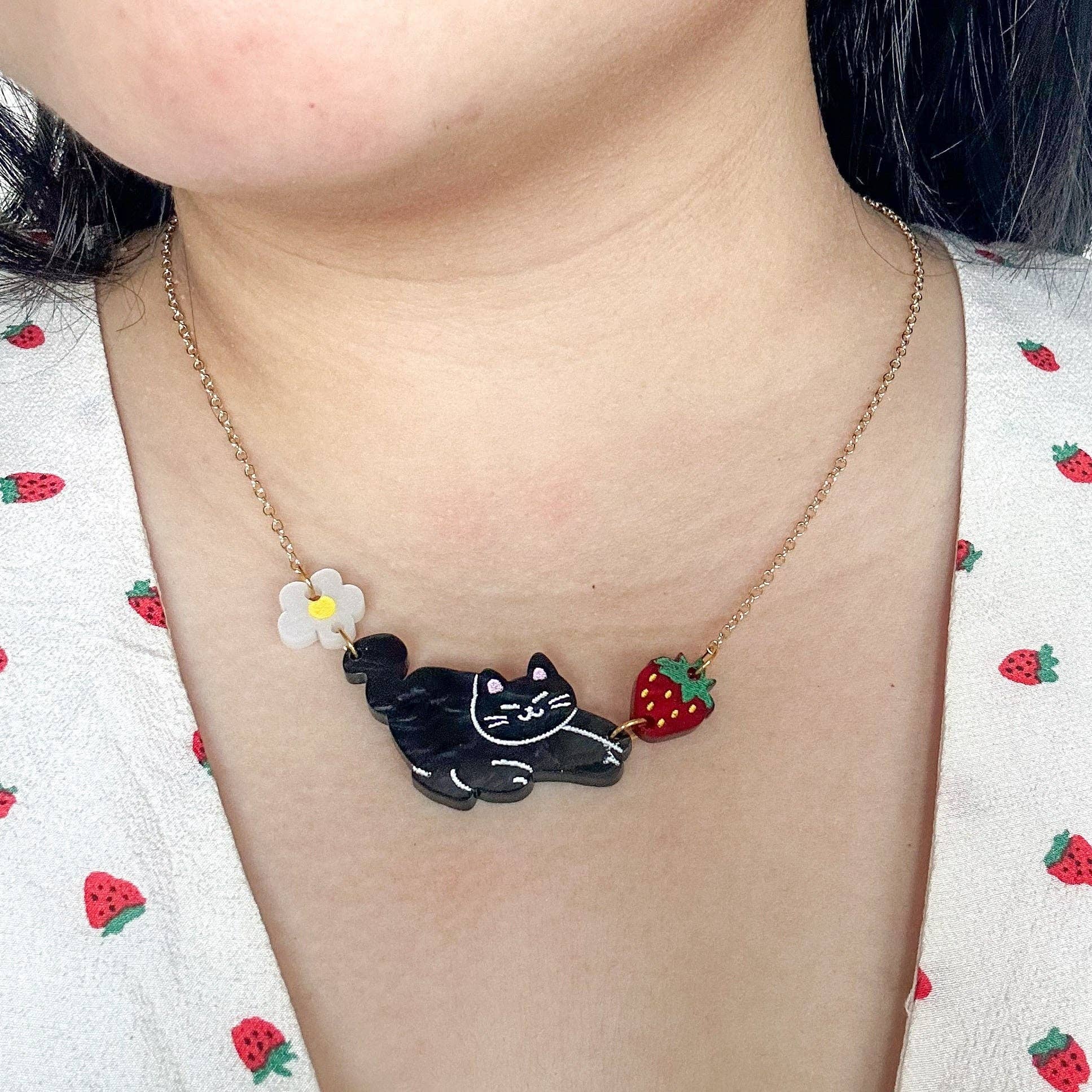 sweet strawberry black kitty necklace - Regular - Thumbnail 2