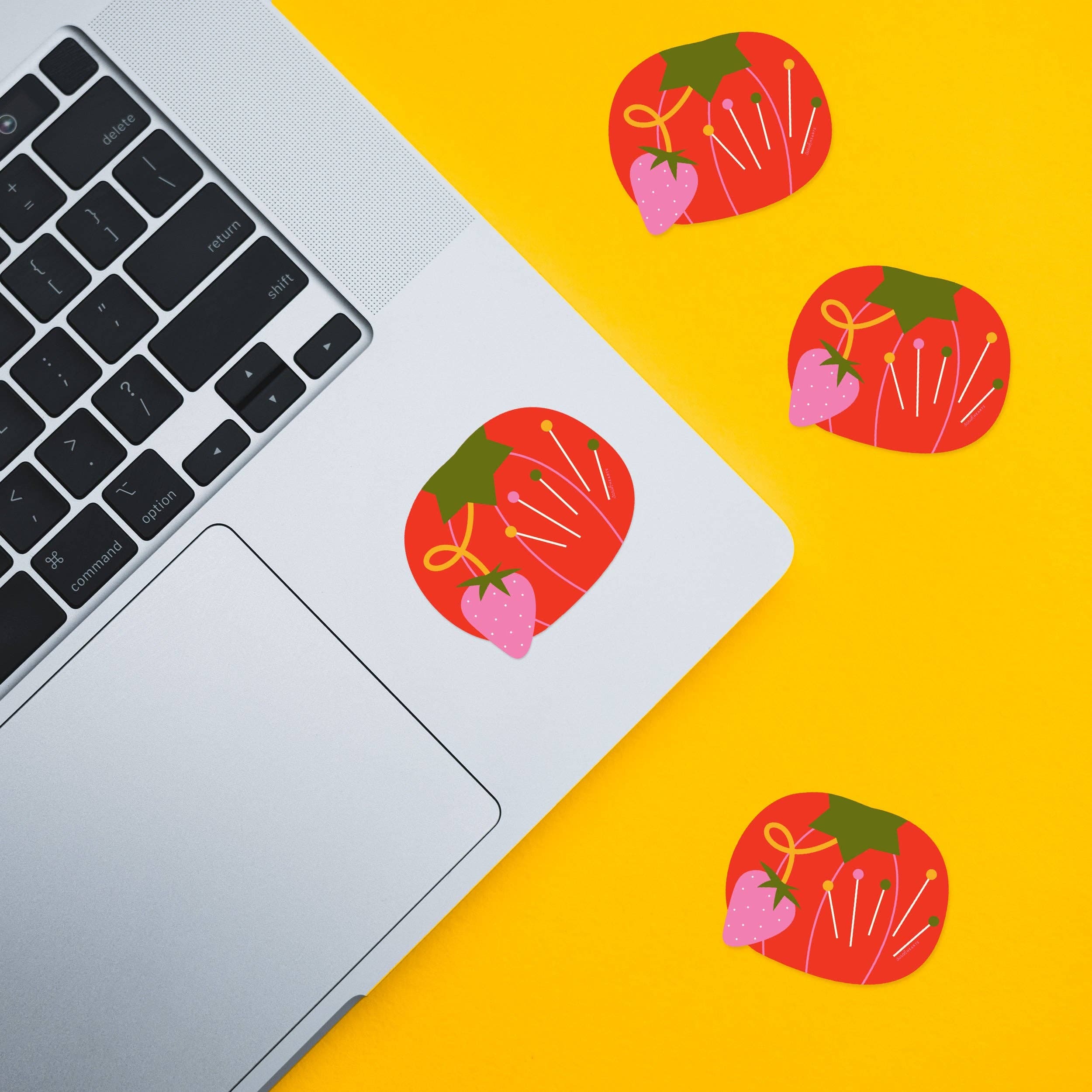 tomato pin cushion sticker - Regular - Thumbnail 2