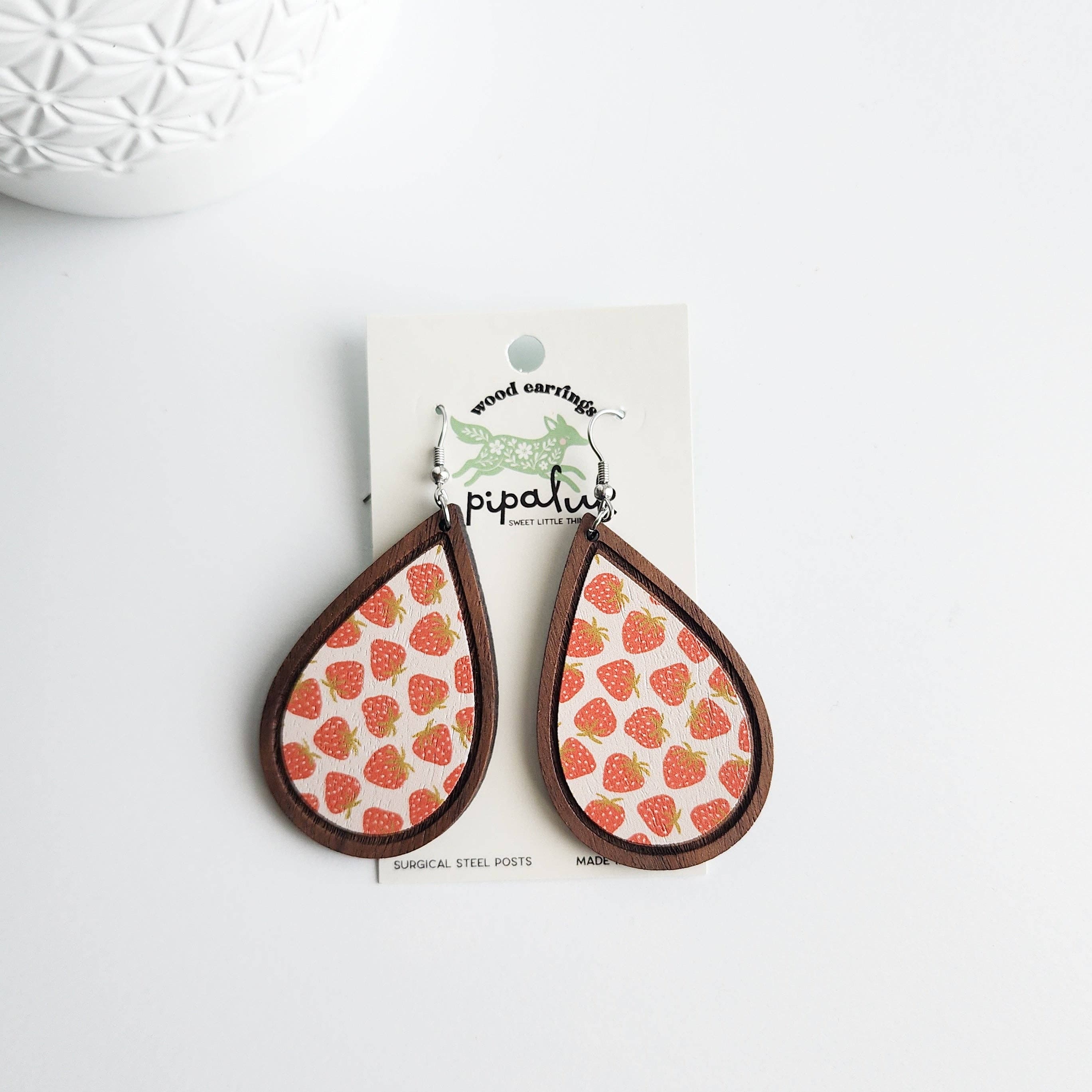 strawberry patch wooden earrings - Regular - Thumbnail 3