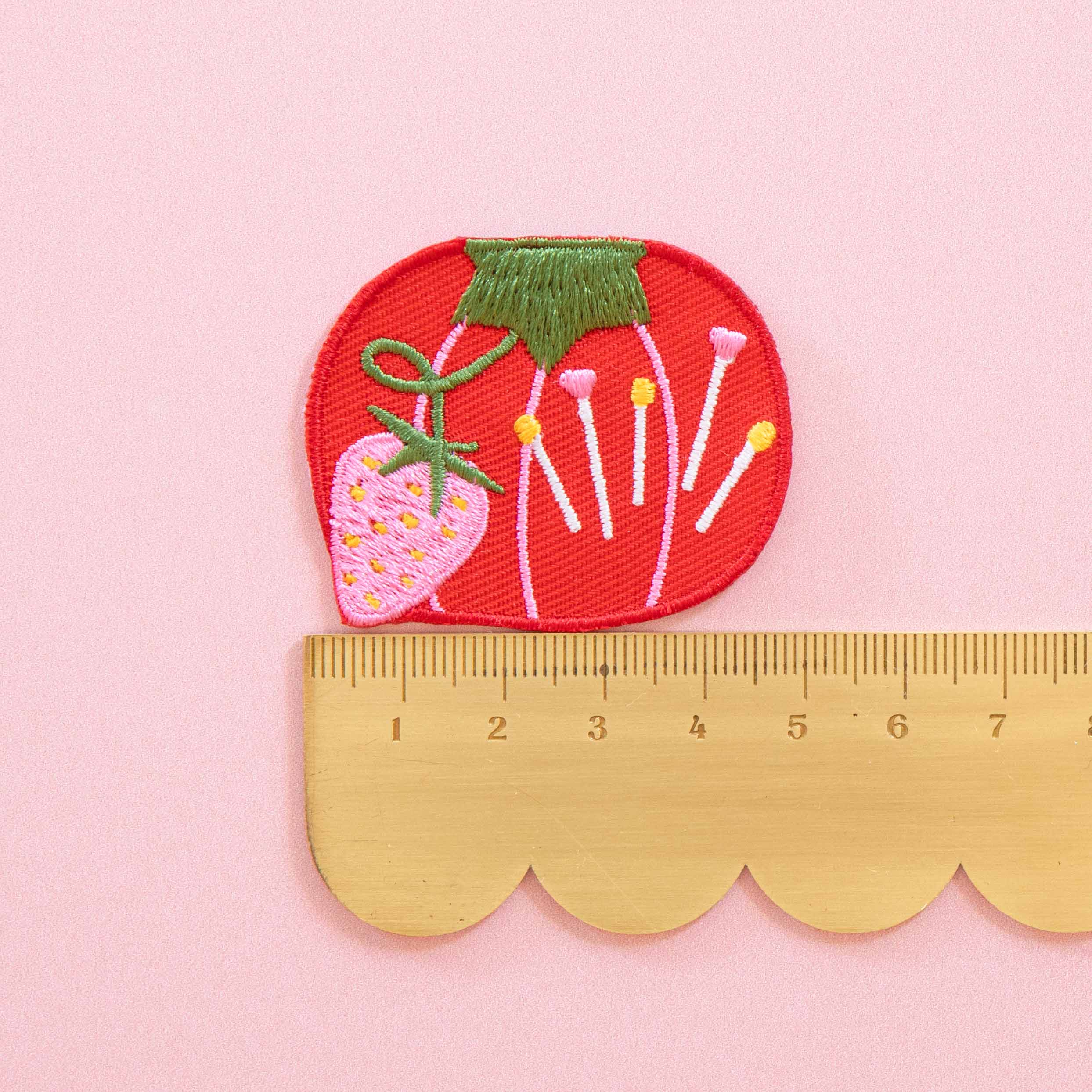 tomato pin cushion iron-on patch - Regular - Thumbnail 4