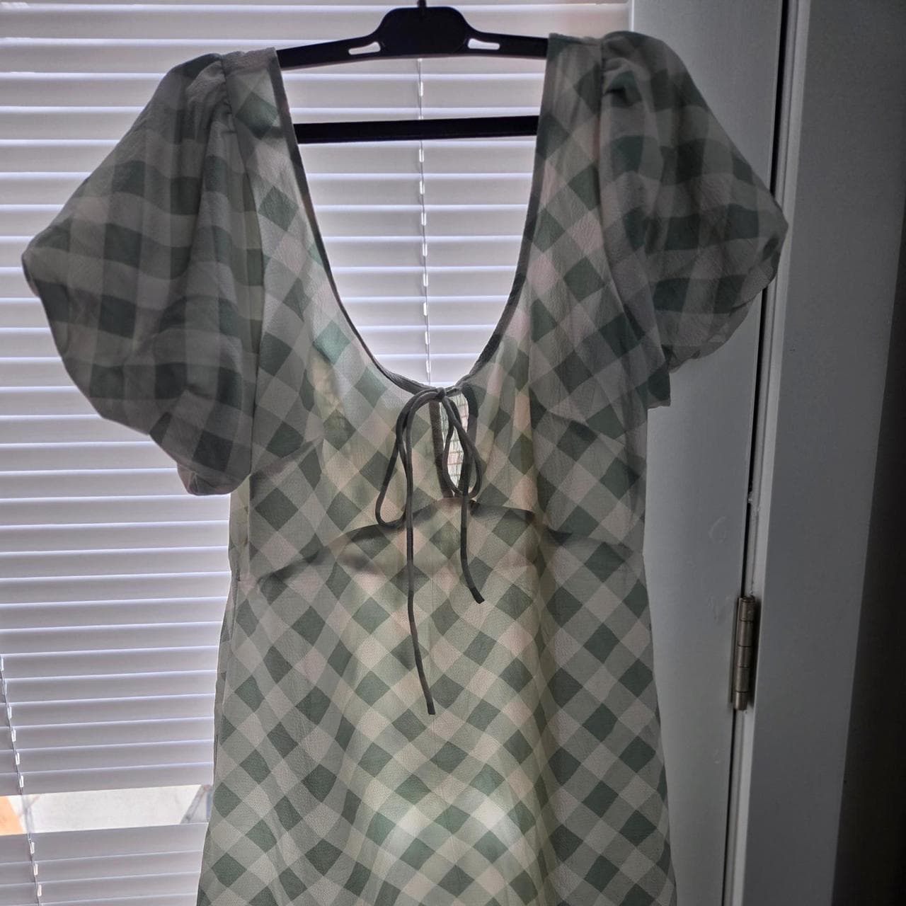 Asos design Green and white checkered dress with tie back detail #checkered #tiedetail - Thumbnail 3