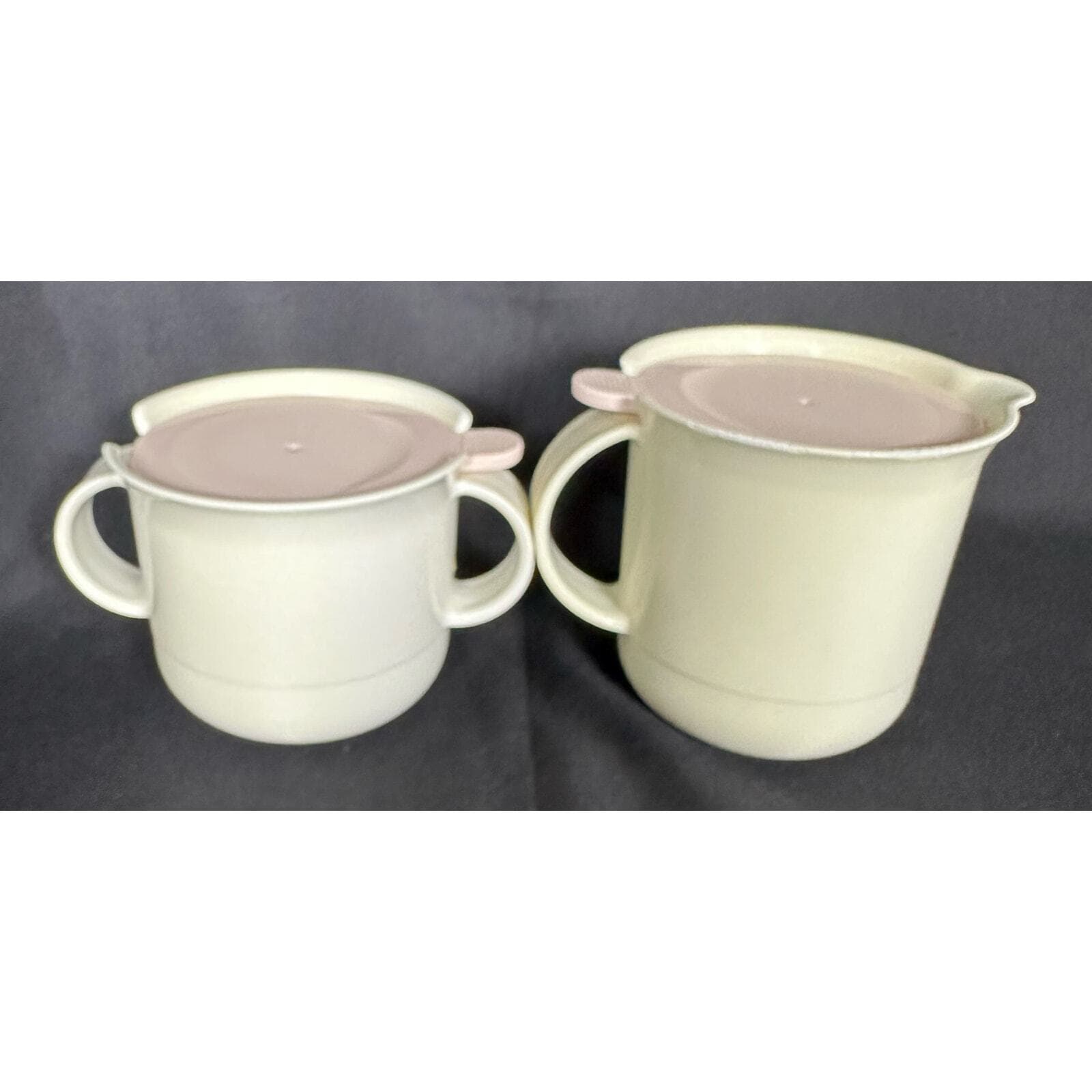 Tupperware Vintage Creamer 2309A & Sugar 23108 Pink Lids Ivory Base Set Vintage - Thumbnail 3