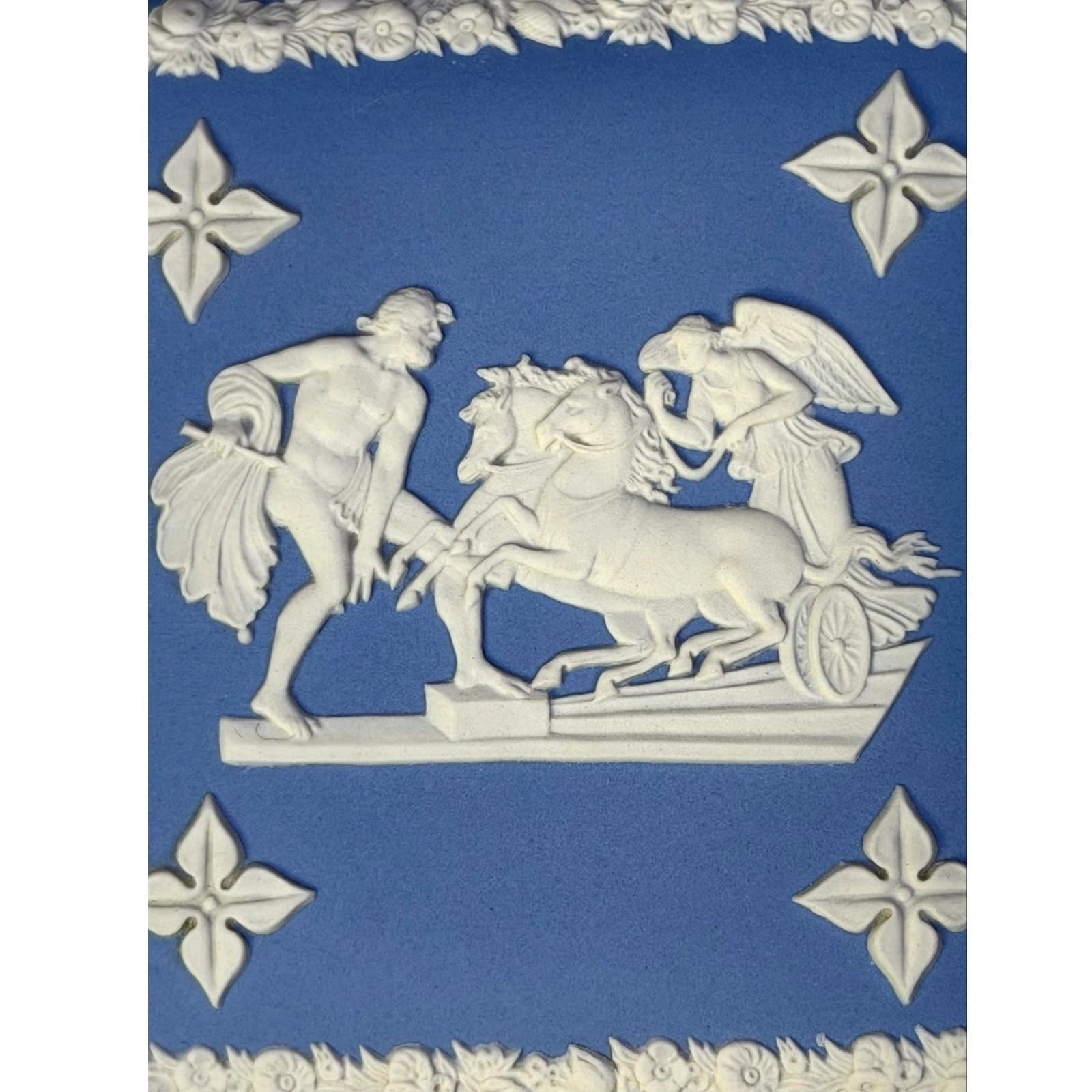Wedgwood Blue Jasperware Trinket Box Cherub Chariot Relief 4” England - Thumbnail 4