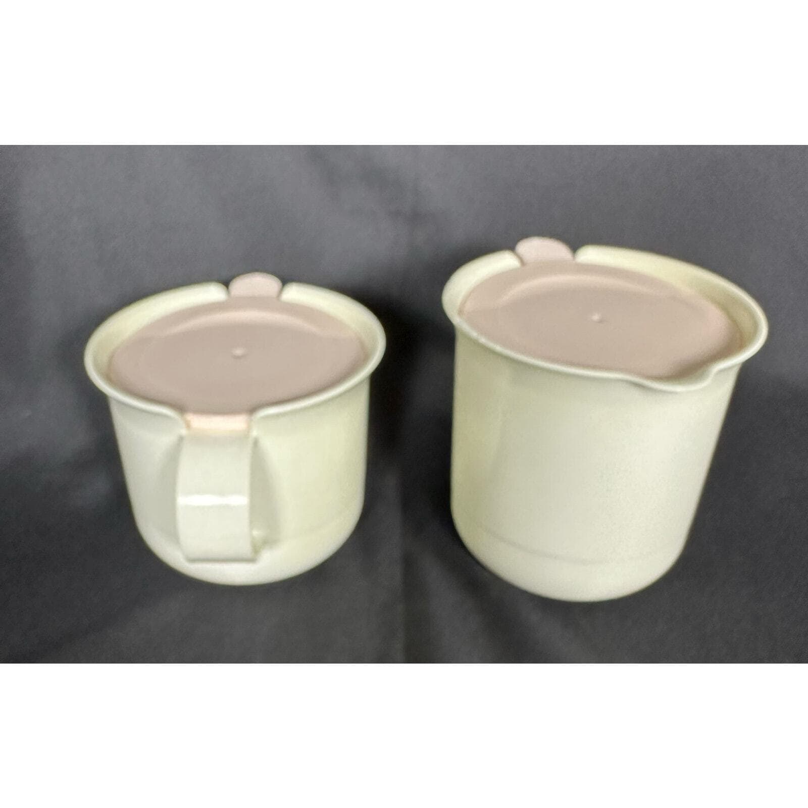 Tupperware Vintage Creamer 2309A & Sugar 23108 Pink Lids Ivory Base Set Vintage - Thumbnail 4