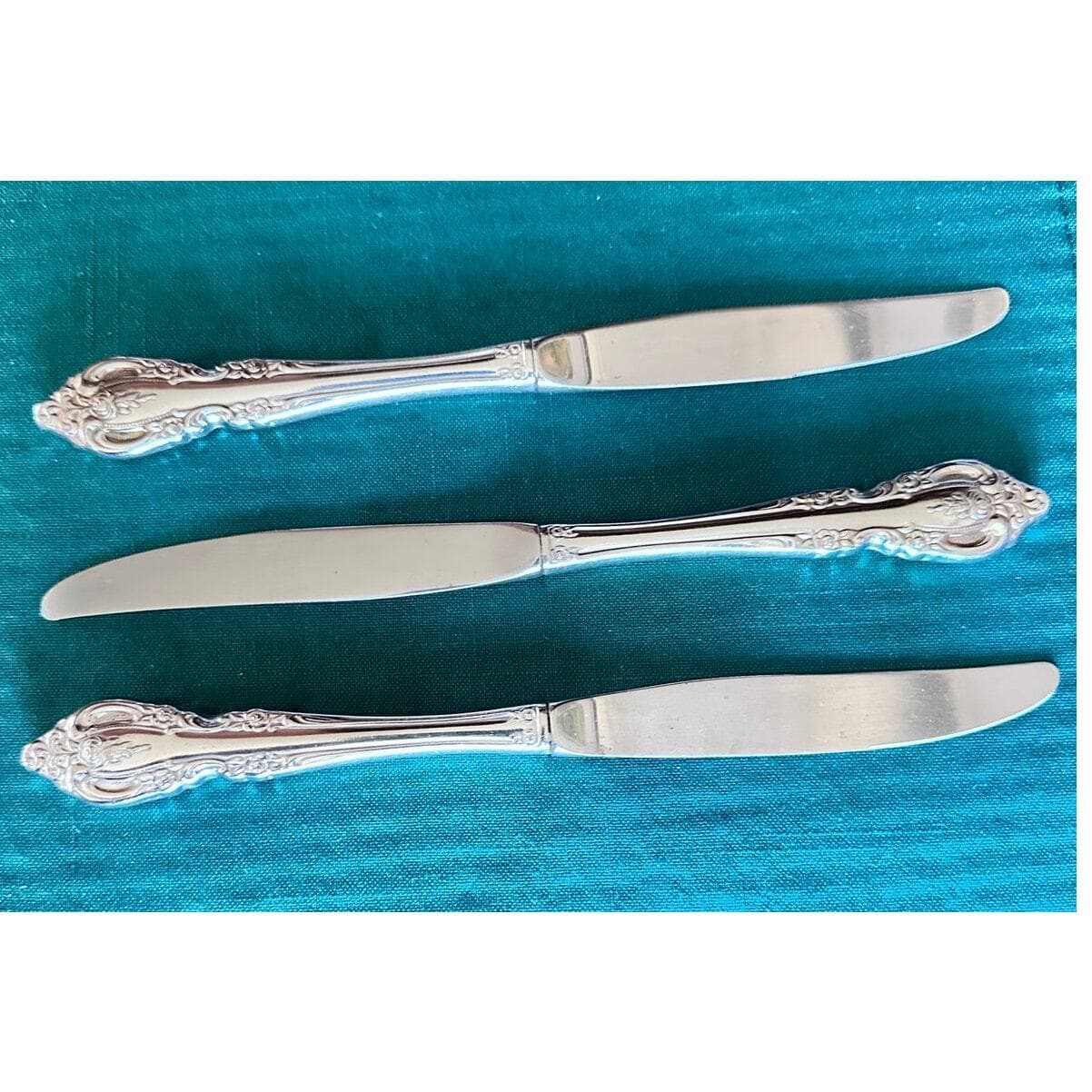 Oneida Community Brahms Glossy Stainless Dinner Knives-Set of 3! - Thumbnail 3
