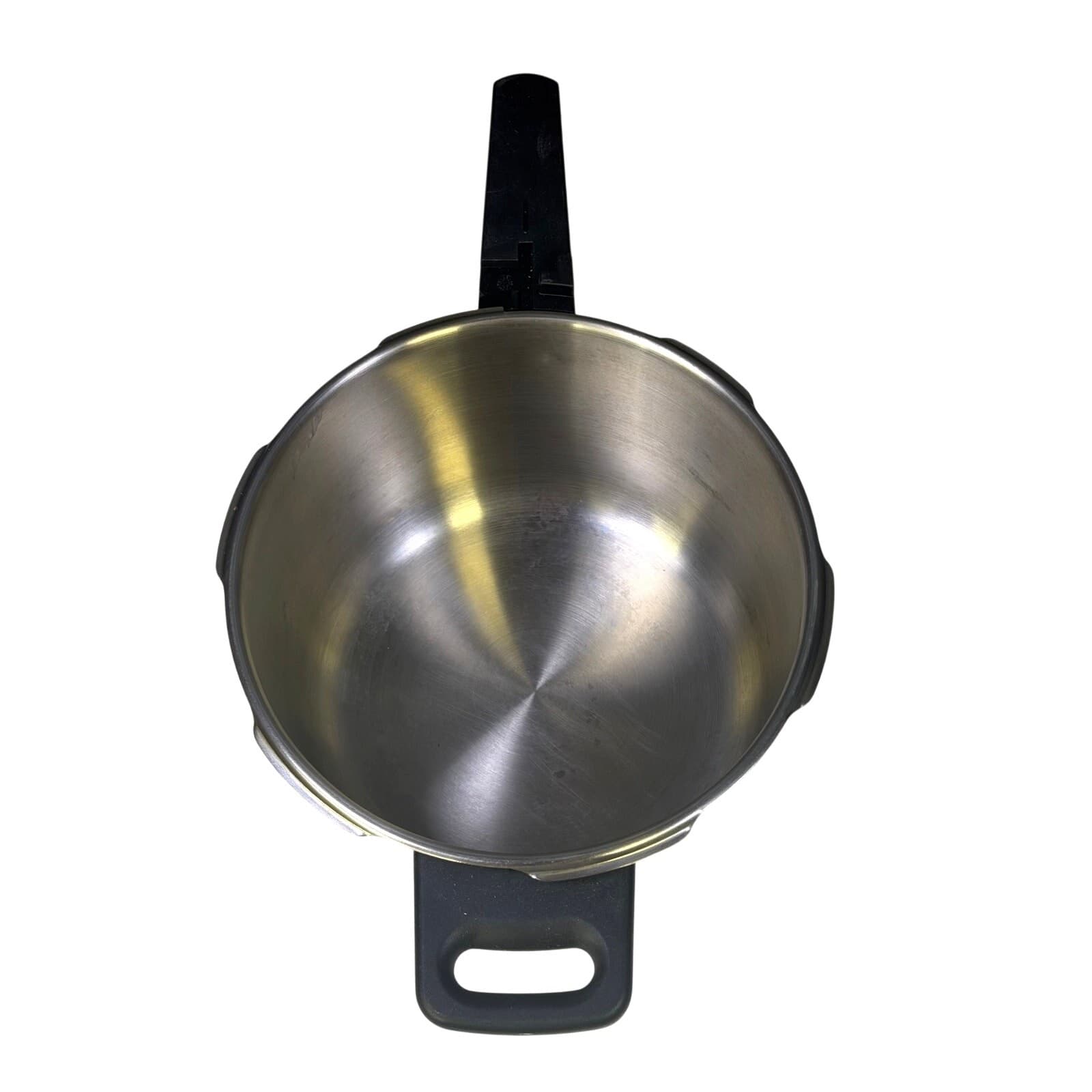 Fagor Splendid Stainless Steel 6 QT Pressure Cooker Induction 18/10 Locking Lid - Thumbnail 9