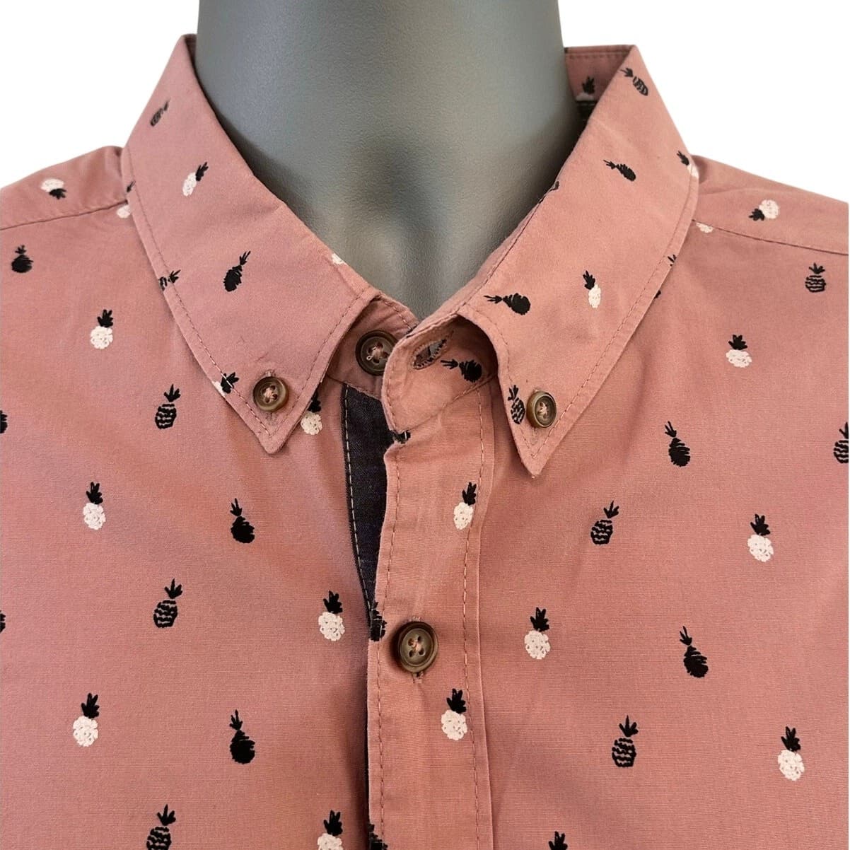 Sunrise Kingdom Men’s Pink & Pineapple Button Down Shirt Men's Size L Excellent - Thumbnail 4