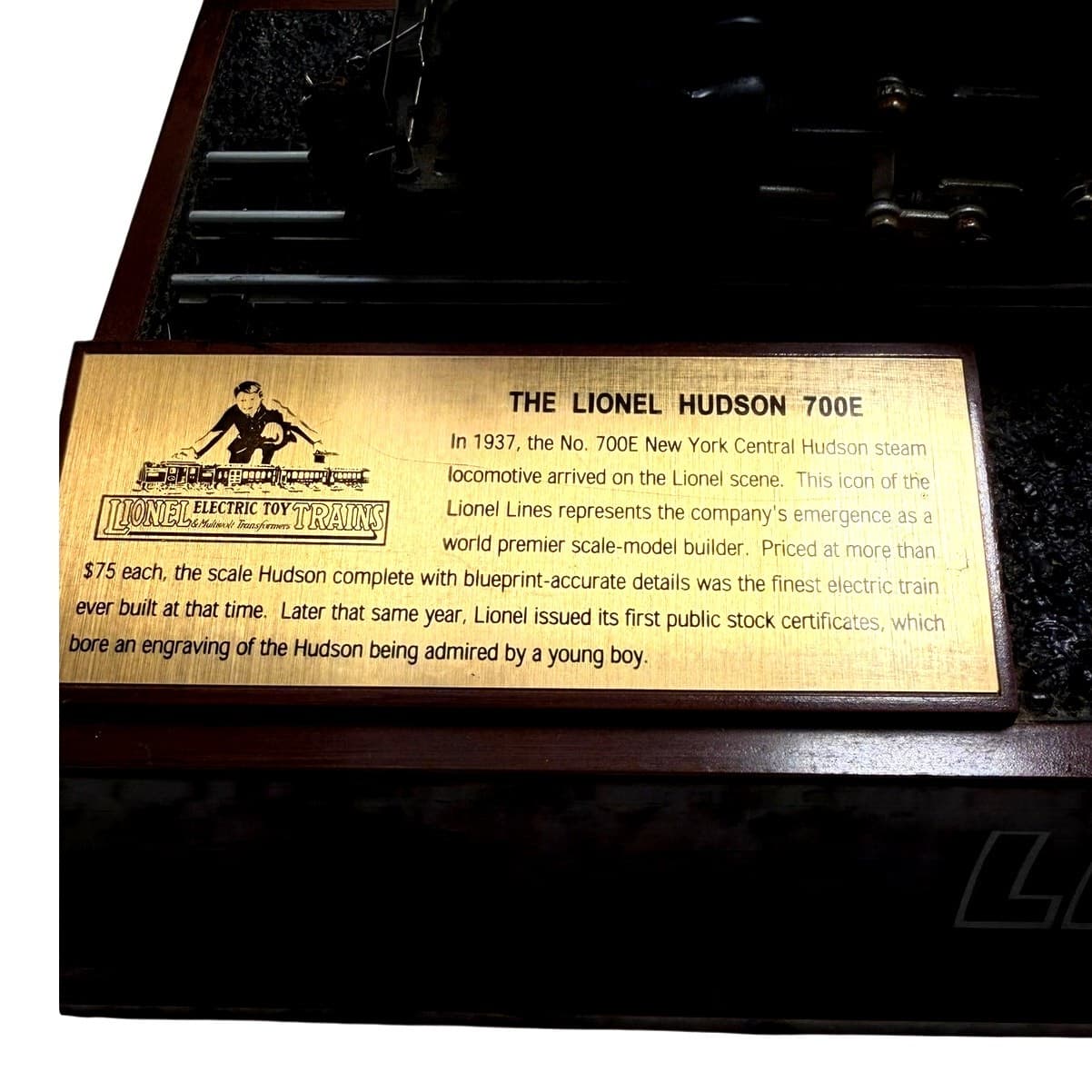 Lionel Hudson 700E Commemorative Train Lamp with Sound & Stained Glass 2000 - Thumbnail 2