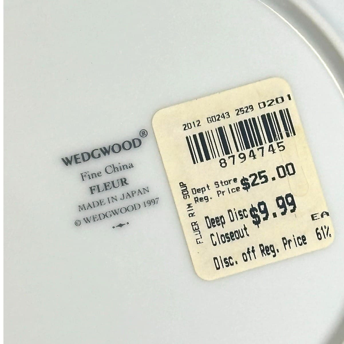 Wedgwood Vintage 1997 "Fleur" 9" Large Rim Soup/Pasta Bowls-Excellent-Set of 8 - Thumbnail 9