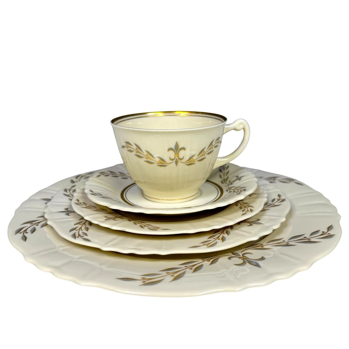 Syracuse Retired 1962-1966 'Fleur De Lis Gray' 5-Piece Place Setting-Rare
