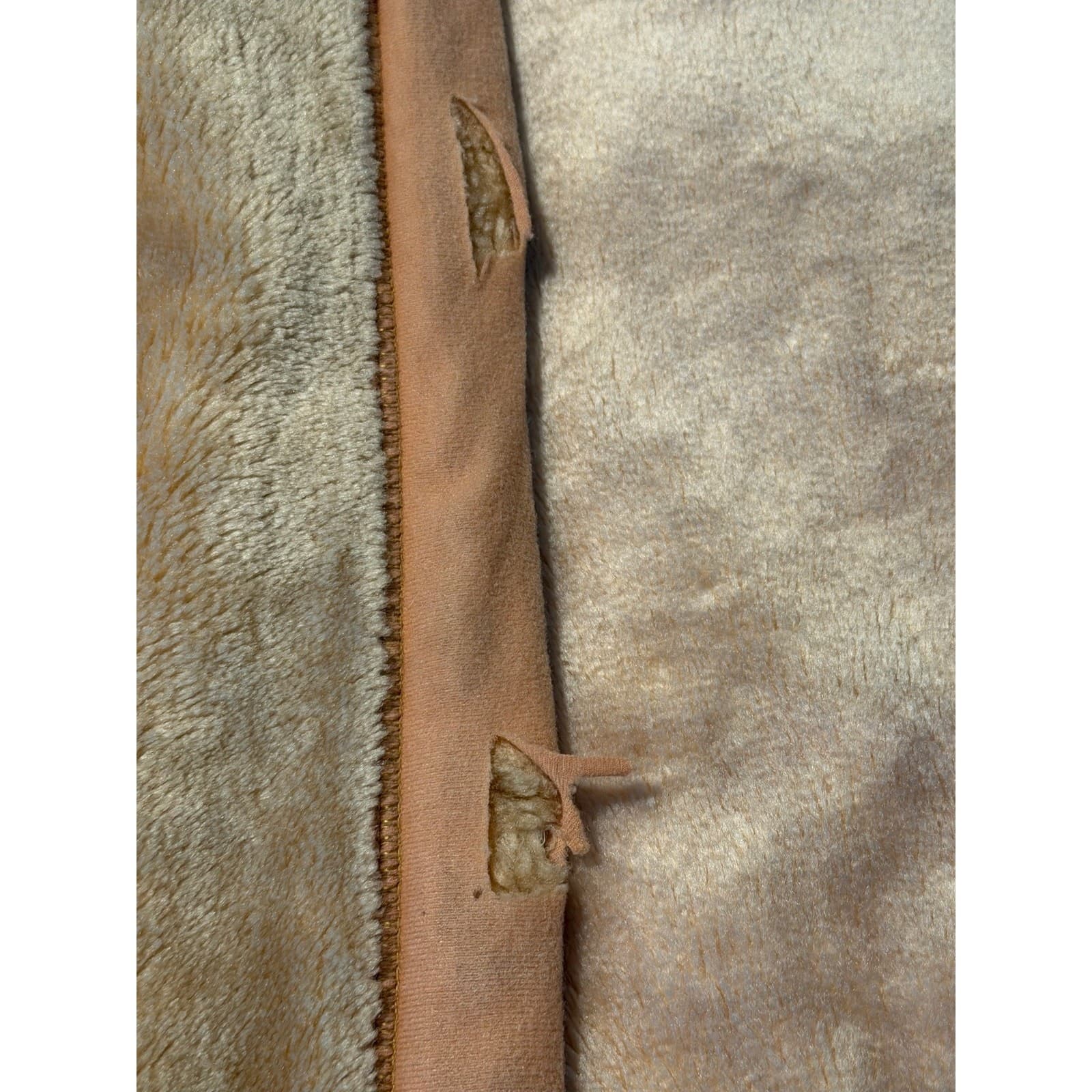 Vintage Korean Mink Blanket Neutral Floral Plush Soft Heavy Beige Brown Throw - Thumbnail 10