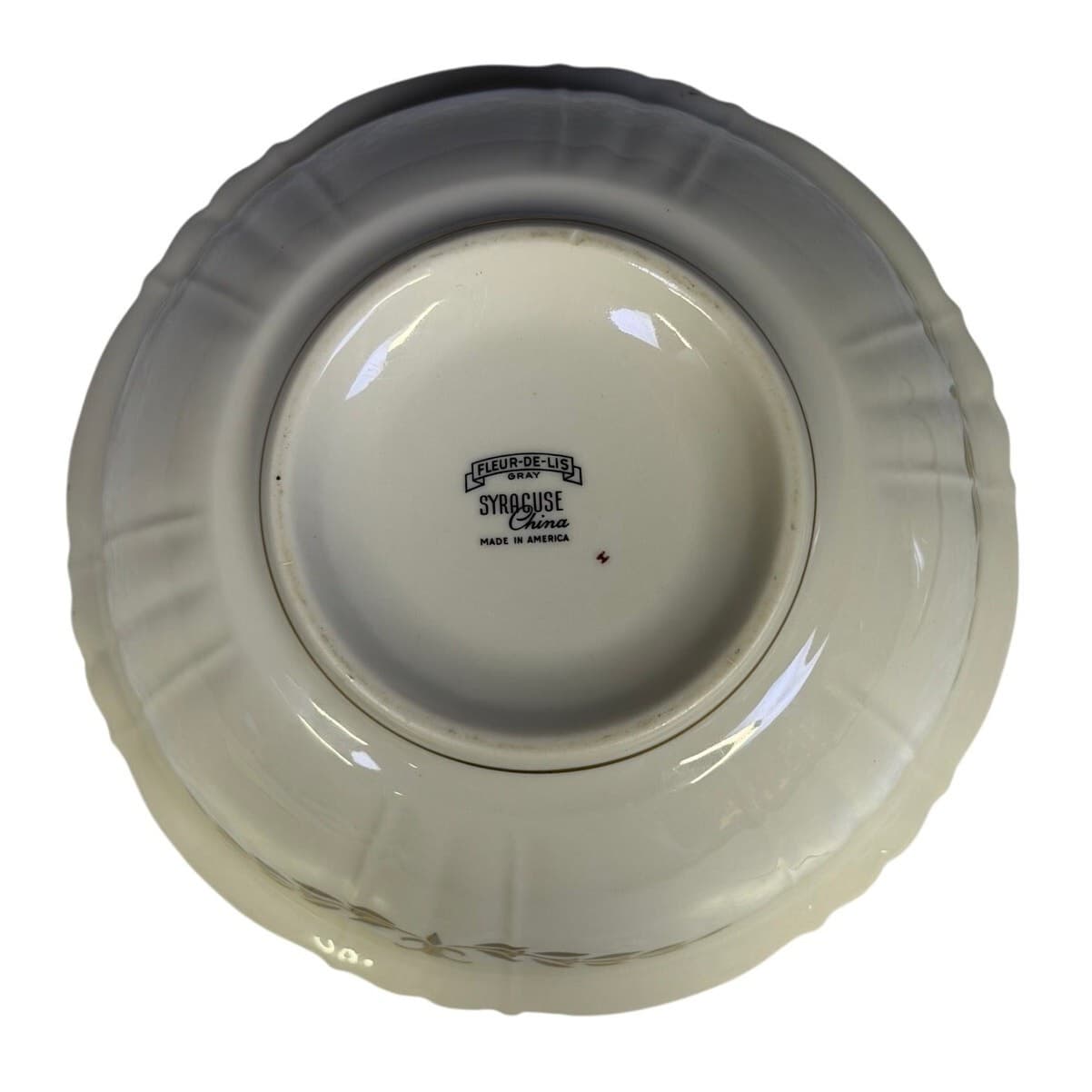 Syracuse Retired 1962-1966 'Fleur De Lis Gray' 8.5" Vegetable Bowl with Lid-Rare - Thumbnail 5