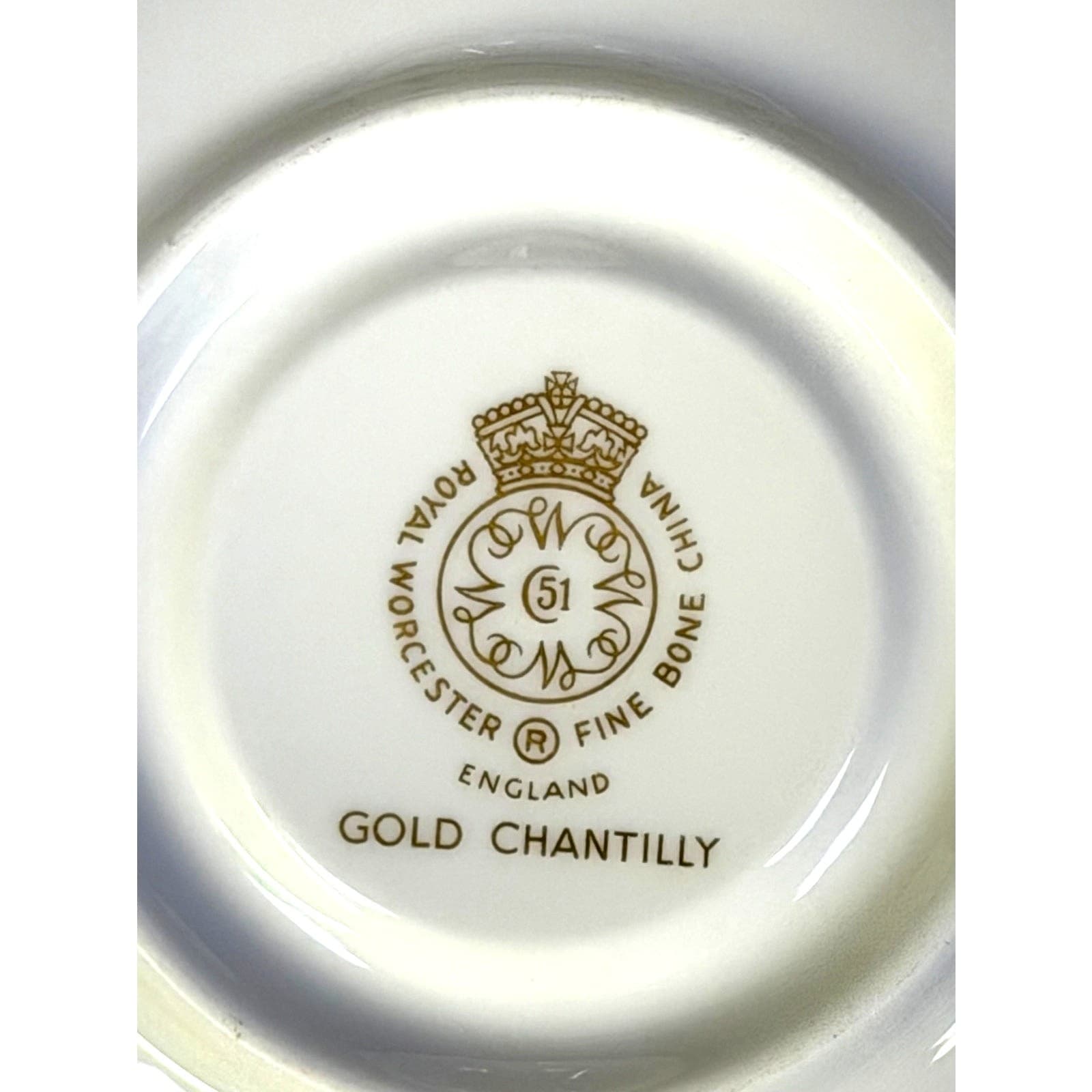 Royal Worcester Retired Gold Chantilly Bone China Footed Cups & Saucers-Set of 5 - Thumbnail 5