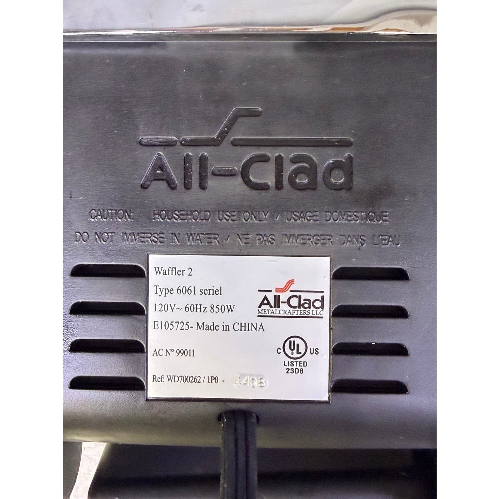 All-Clad Waffler 2 Square Belgian Waffle Maker Model 6061 - Thumbnail 10