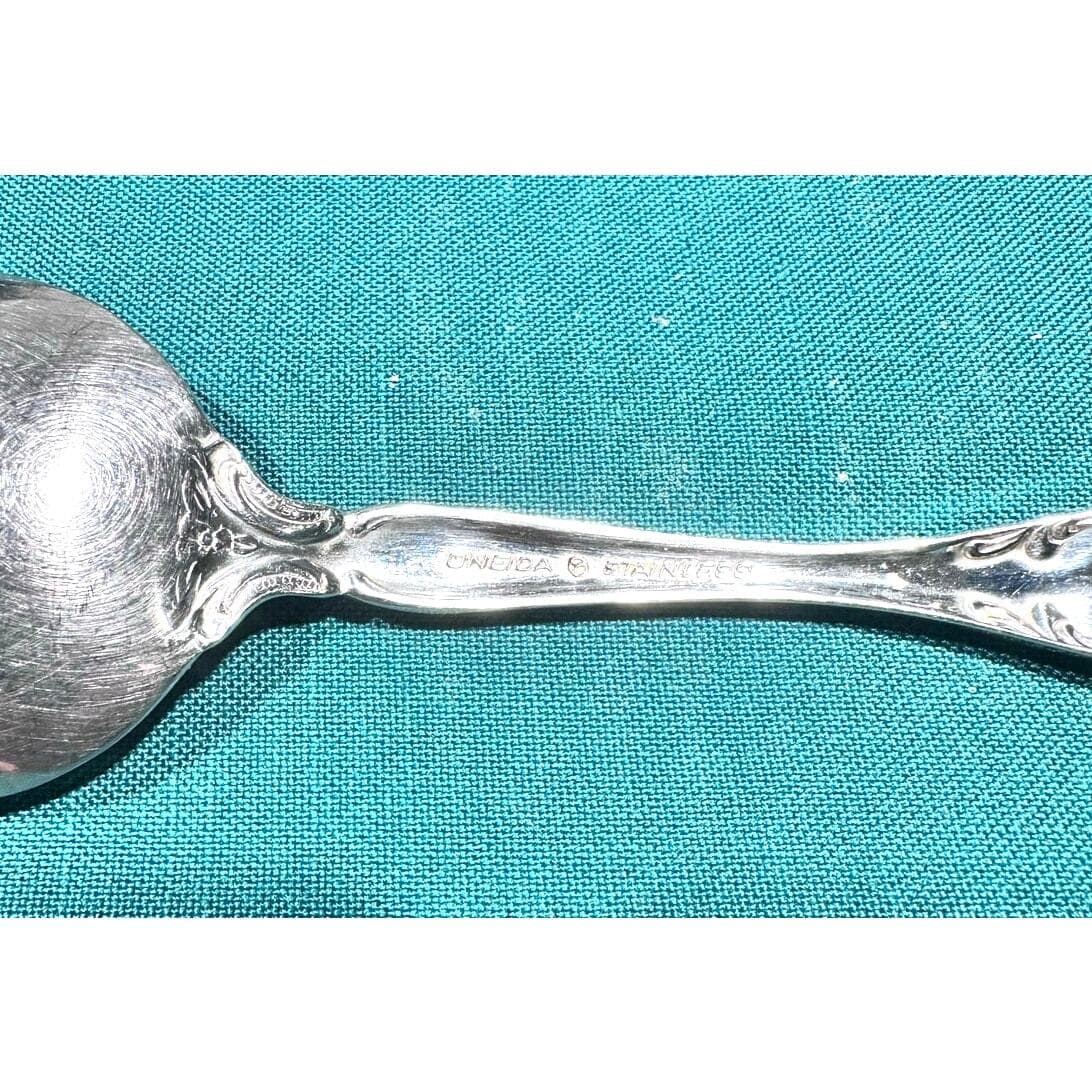 Oneida Michelangelo Cube Heirloom Stainless Solid Serving Spoon - Thumbnail 3