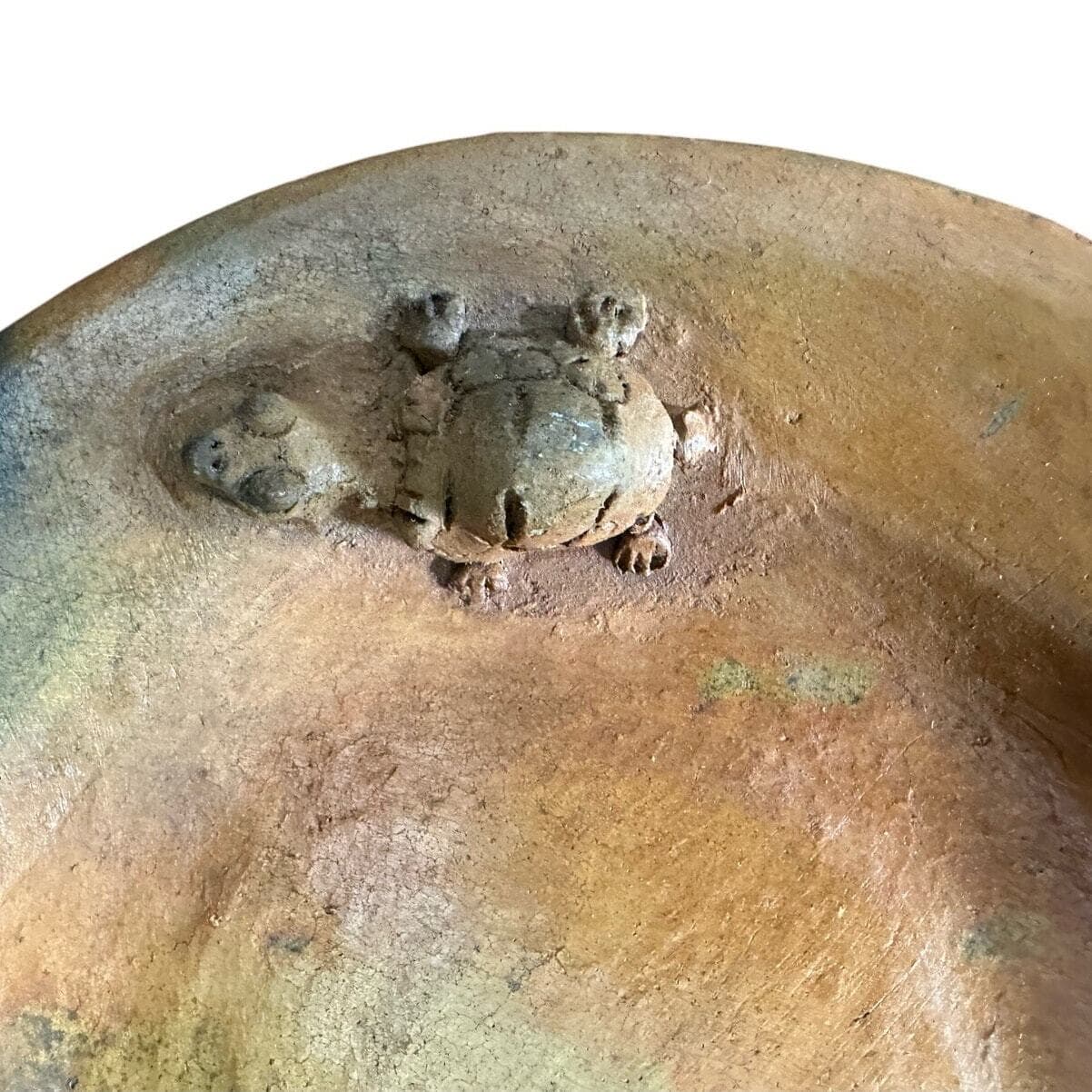 Art Pottery Belize 2007 Artist Signed Raised Relief Turtle Shallow Bowl/Plate 9" - Thumbnail 4