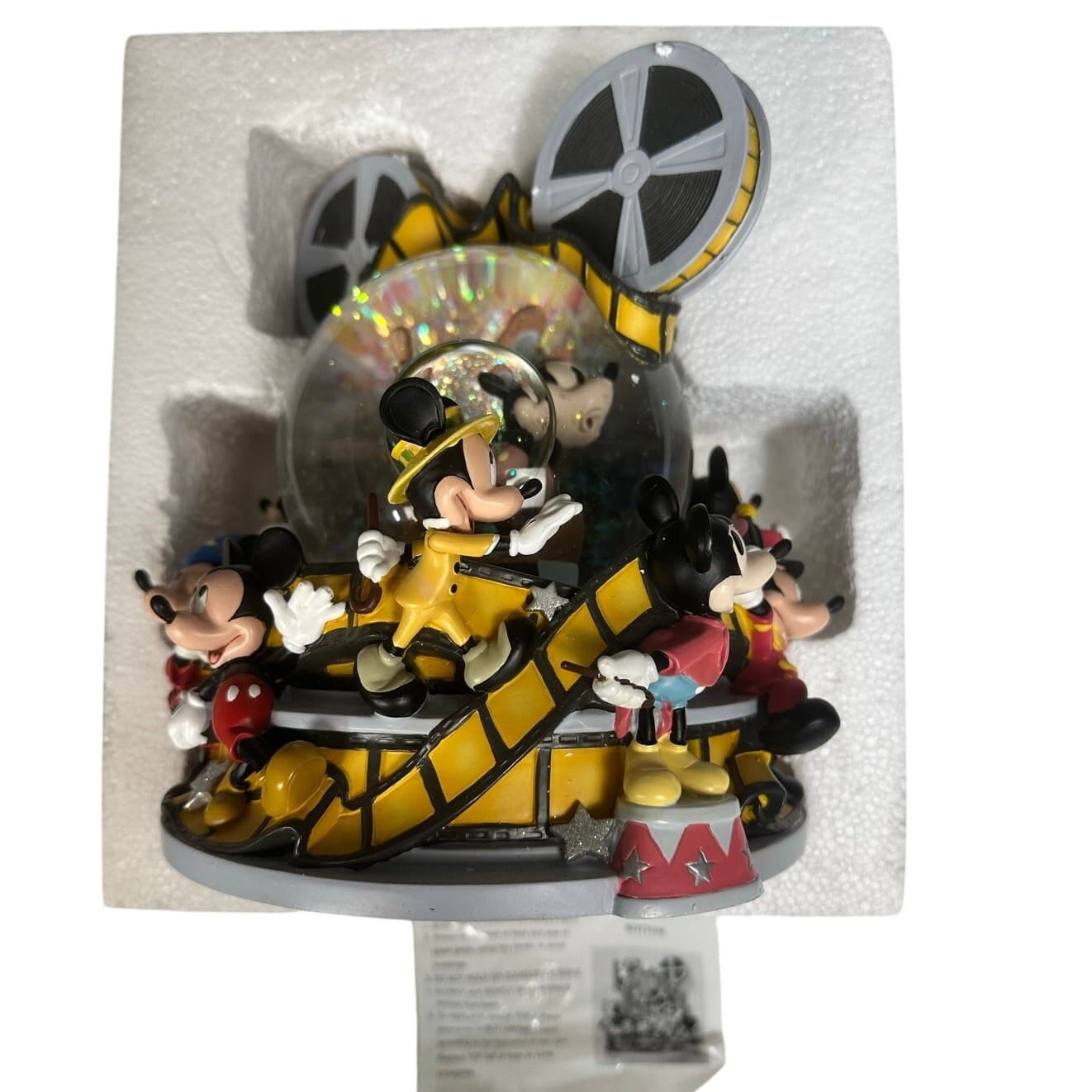 Mickey Mouse Thru the Years Disney Store Reel to Reel Musical Moving Snow Globe - Thumbnail 12